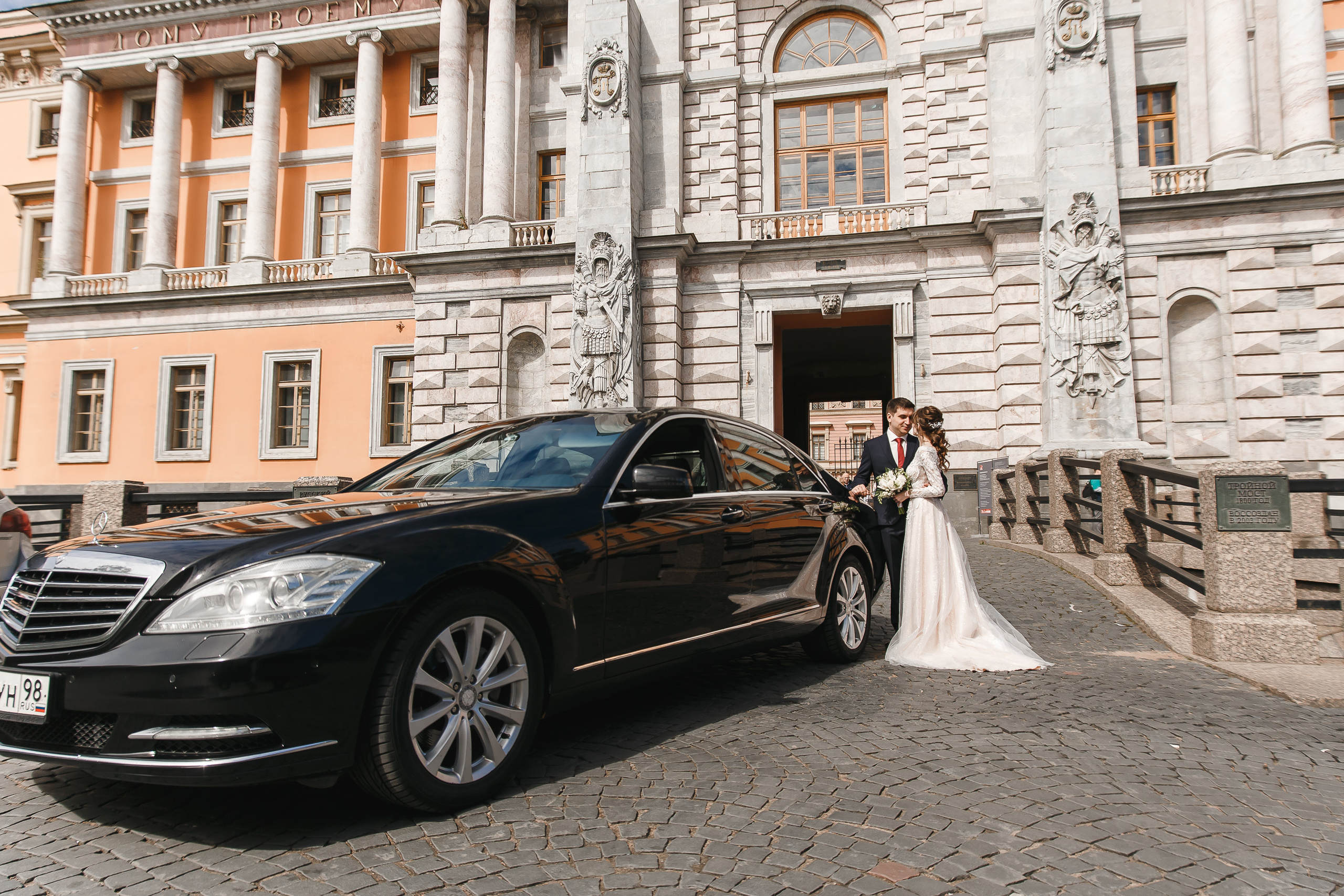 Свадебная фотосессия в Петроградском ЗАГСе