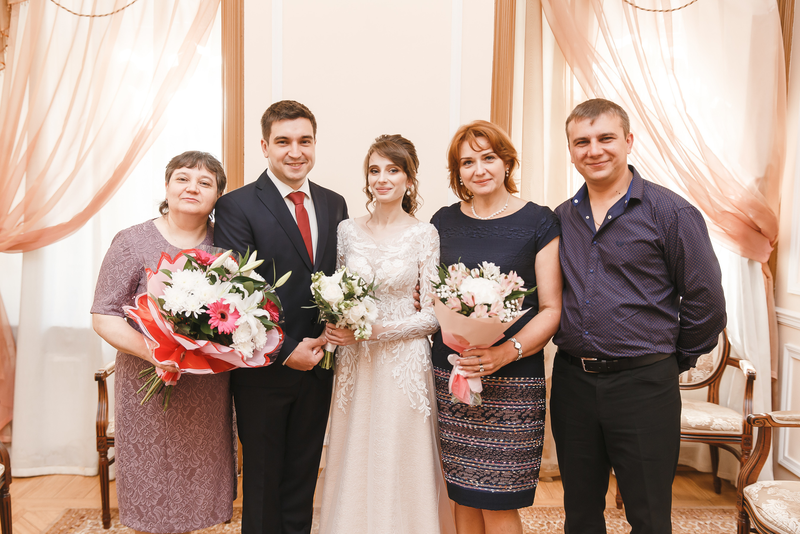 Свадебная фотосессия в Петроградском ЗАГСе