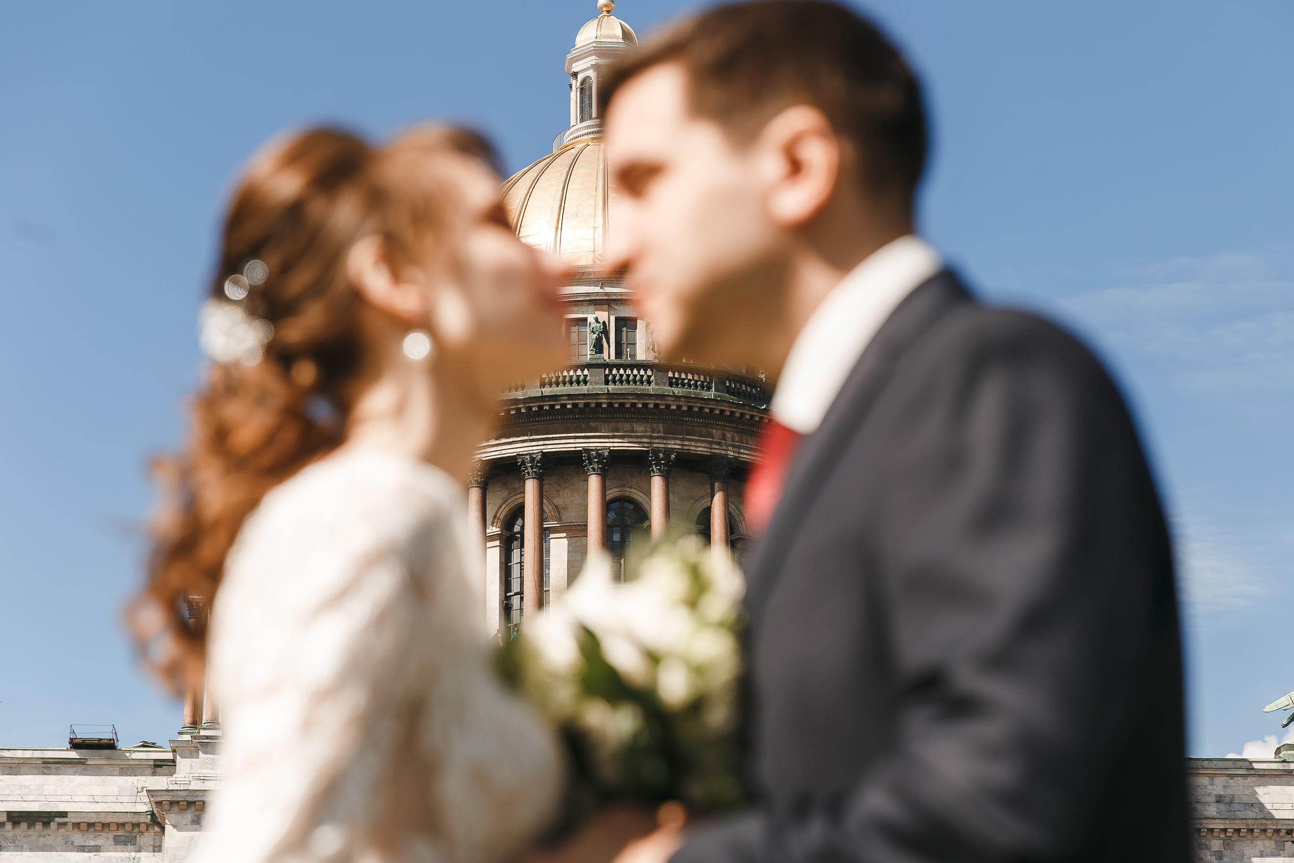 Свадебная фотосессия в Петроградском ЗАГСе
