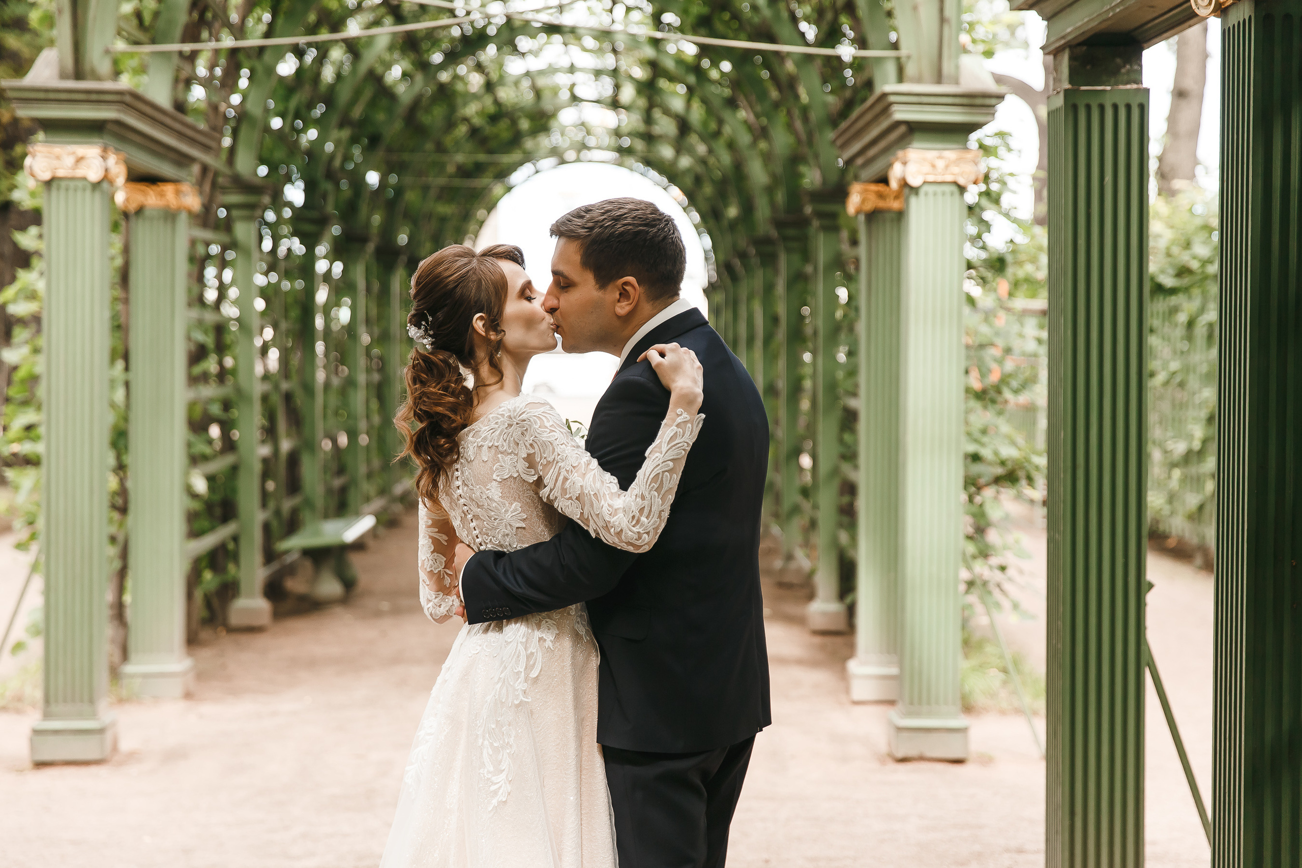 Свадебная фотосессия в Петроградском ЗАГСе