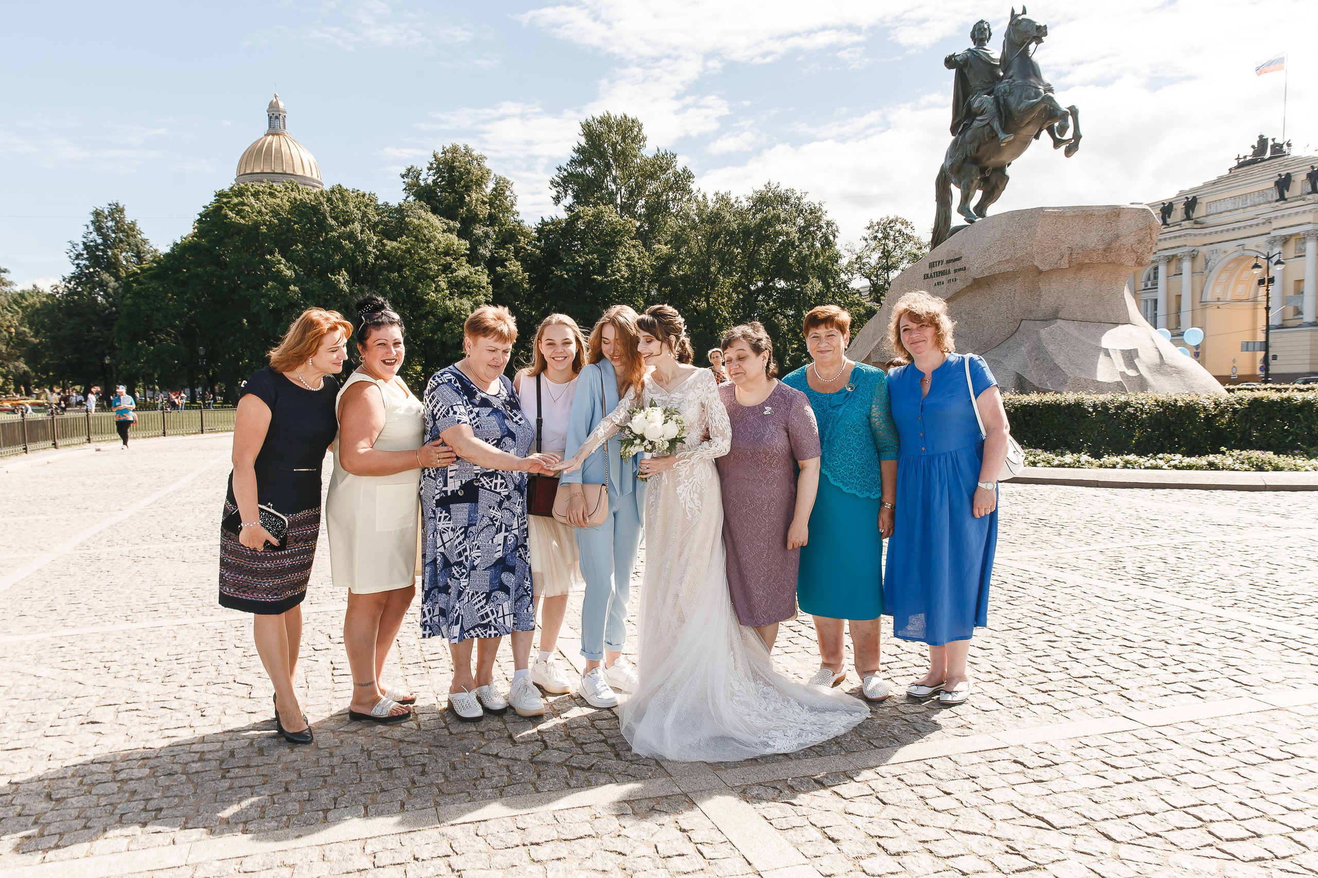 Свадебная фотосессия в Петроградском ЗАГСе