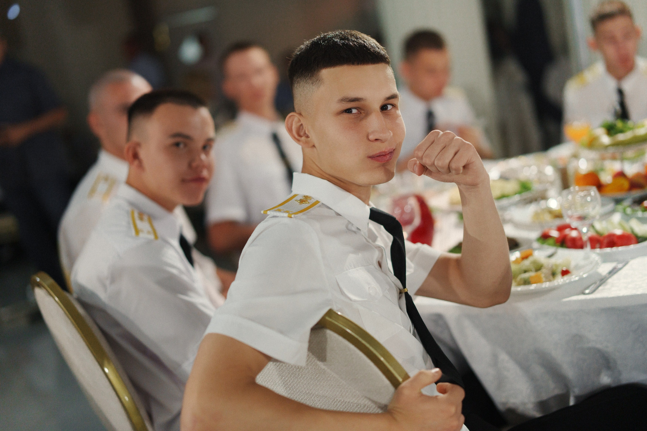 Выпускной кадетского училища в Уфе — вручение дипломов, Парк Победы и банкет в ресторане «Версаль»
