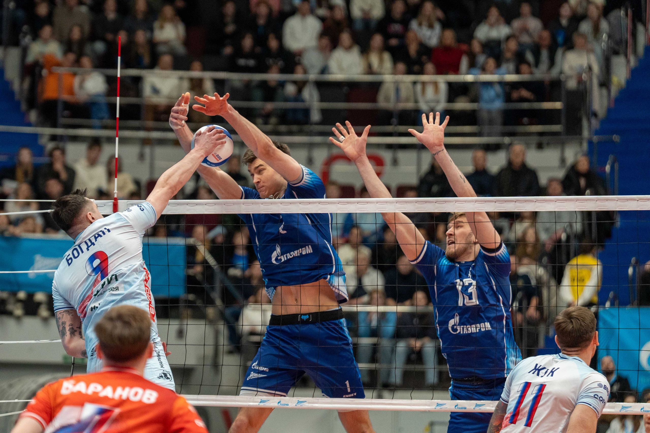 Zenit vs Dynamo Moscow: a straight-set win in Saint Petersburg | Anton Gauf. Sports Photographer in Saint Petersburg | Anton Hauff