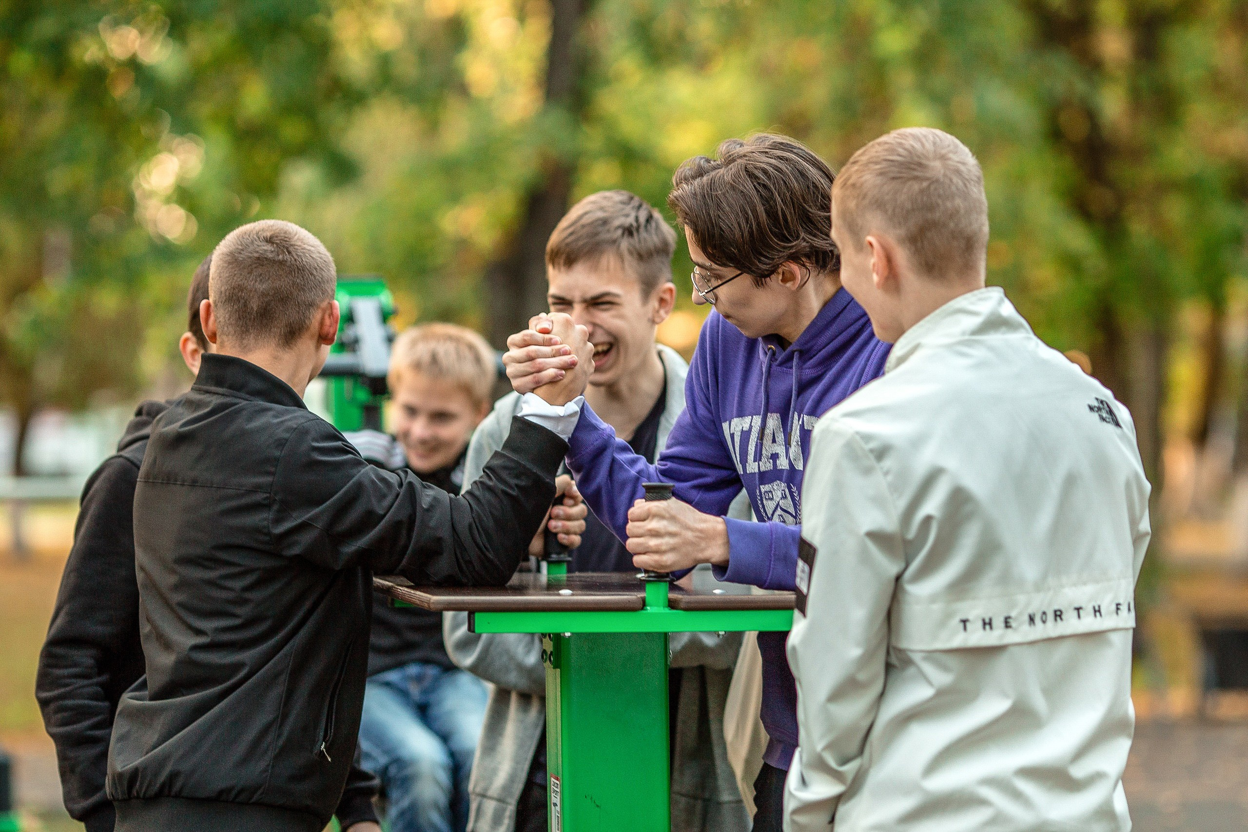 Выпускные альбомы для школ и детских садов в Брянске. Фотоцентр Перспектива: выпускные альбомы, фотошкола, курсы фотографии