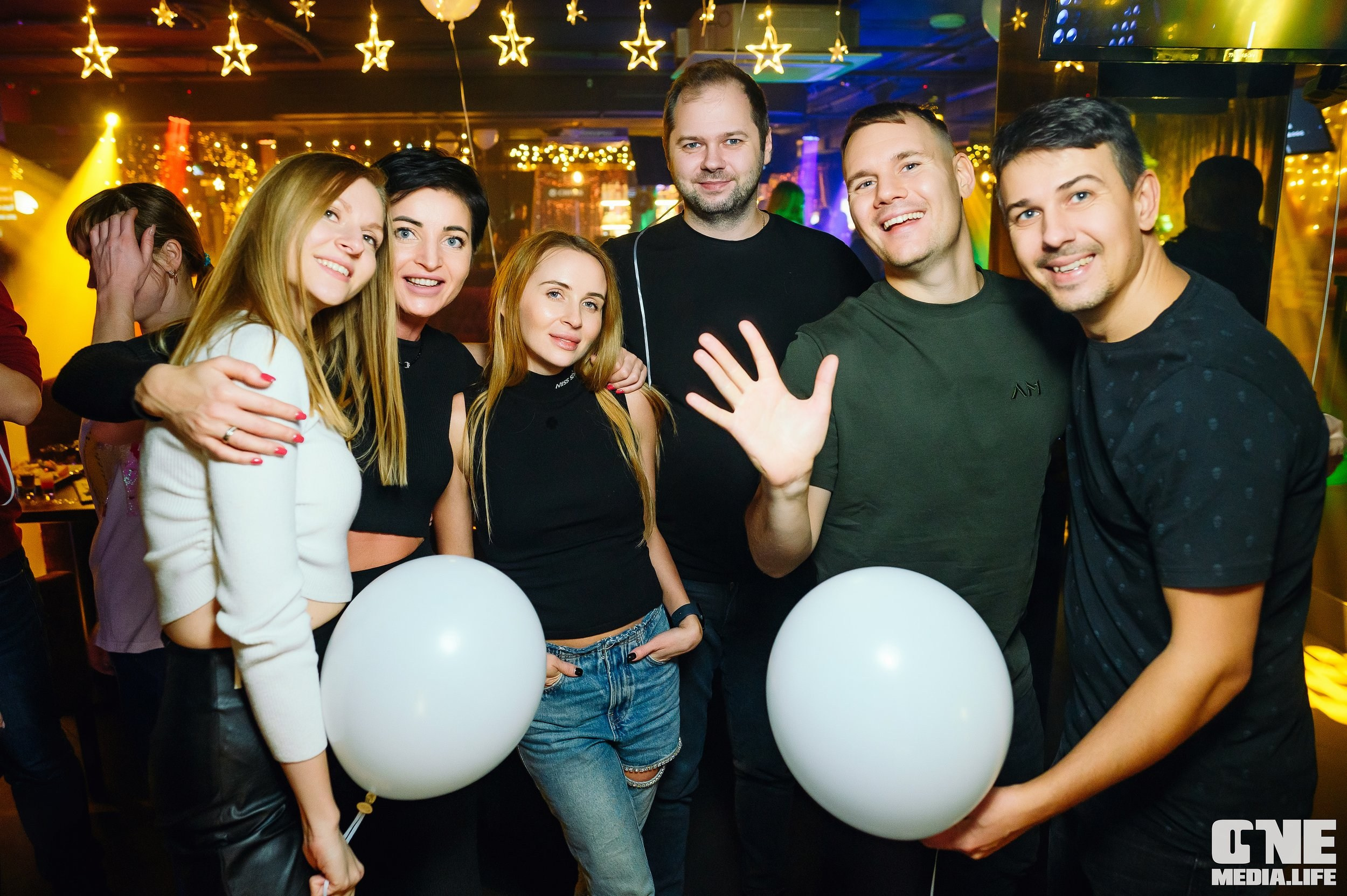 Фоторепортаж из караоке-клуба Эйфория. One Media Life: фоторепортажи, фотоотчеты с мероприятий и заведений