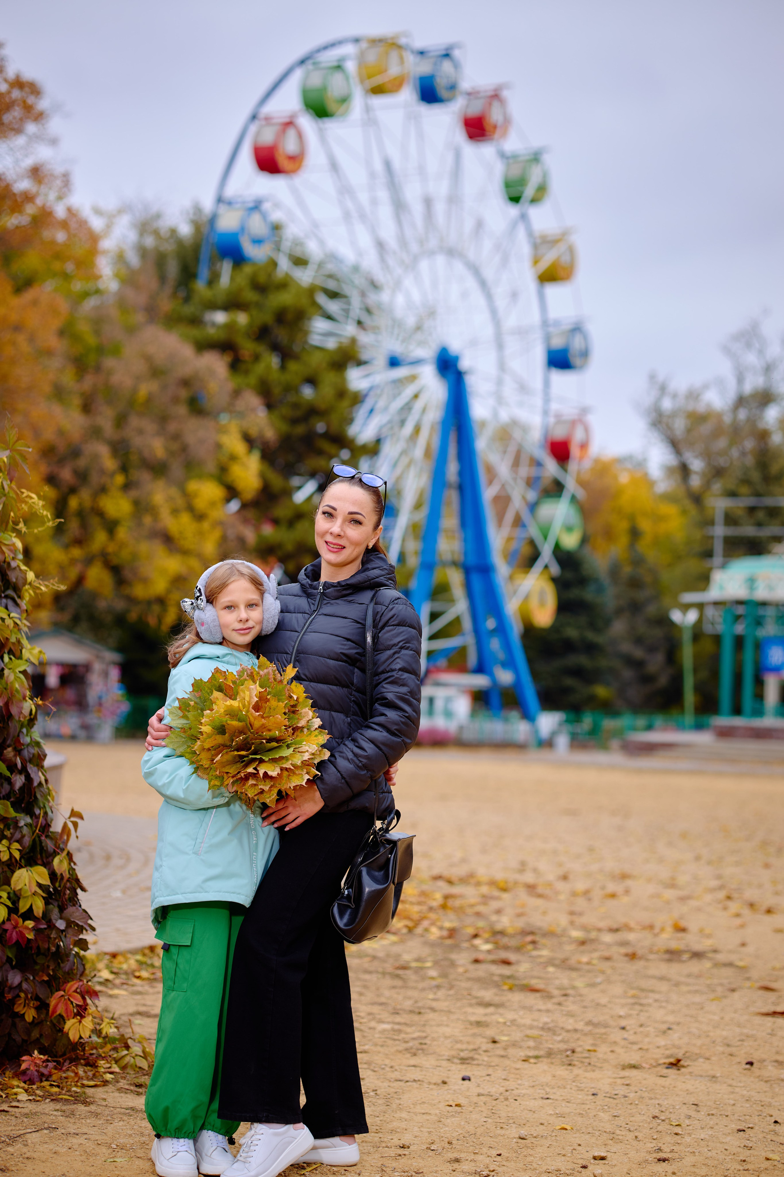 Сьемка для Выпускного Альбома В Парке. Фотограф Выпускные альбомы Таганрог Сергей Коробченко