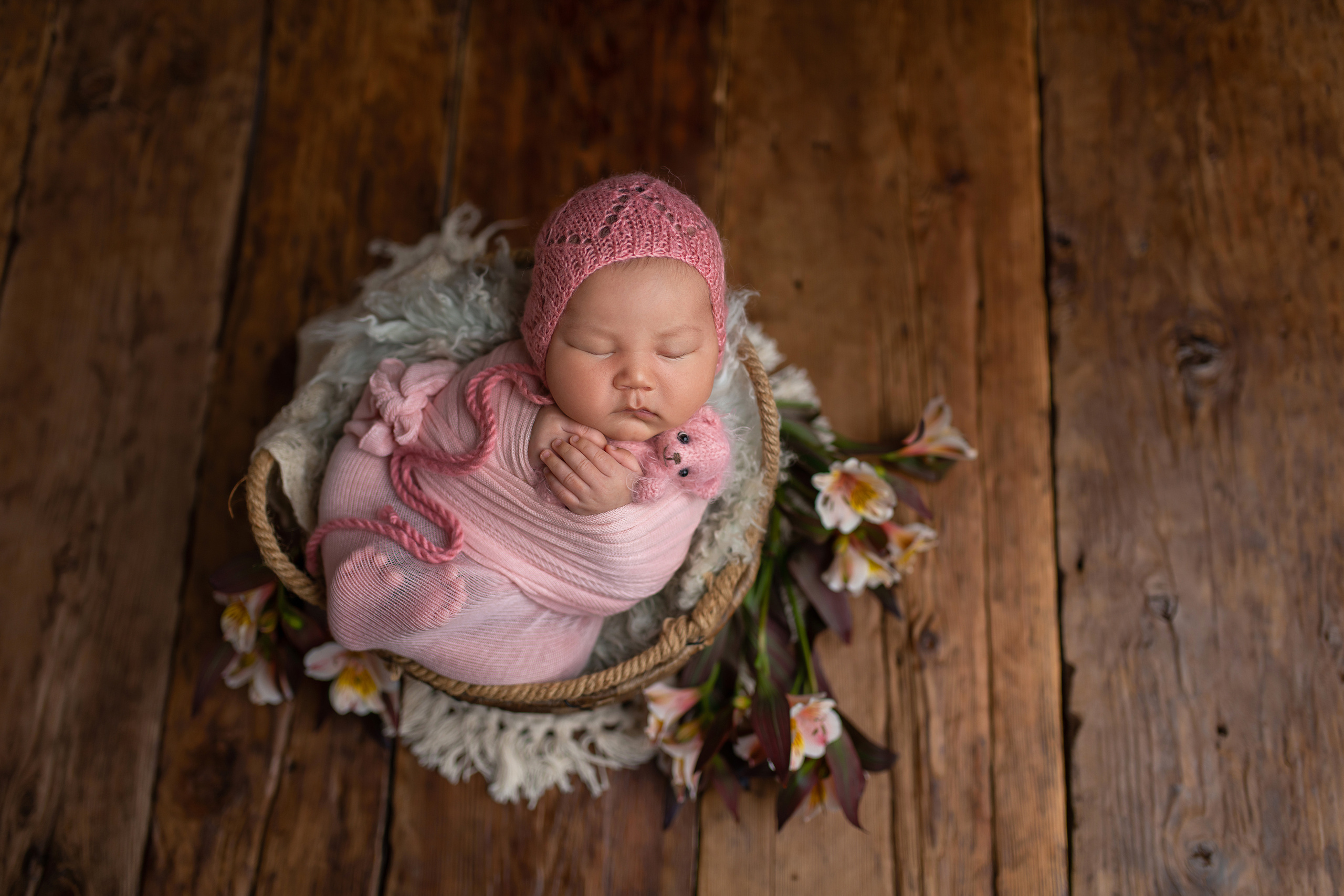 NEWBORN. Творческая команда Ульяшевы, свадебная и семейная фотография. Кахахста