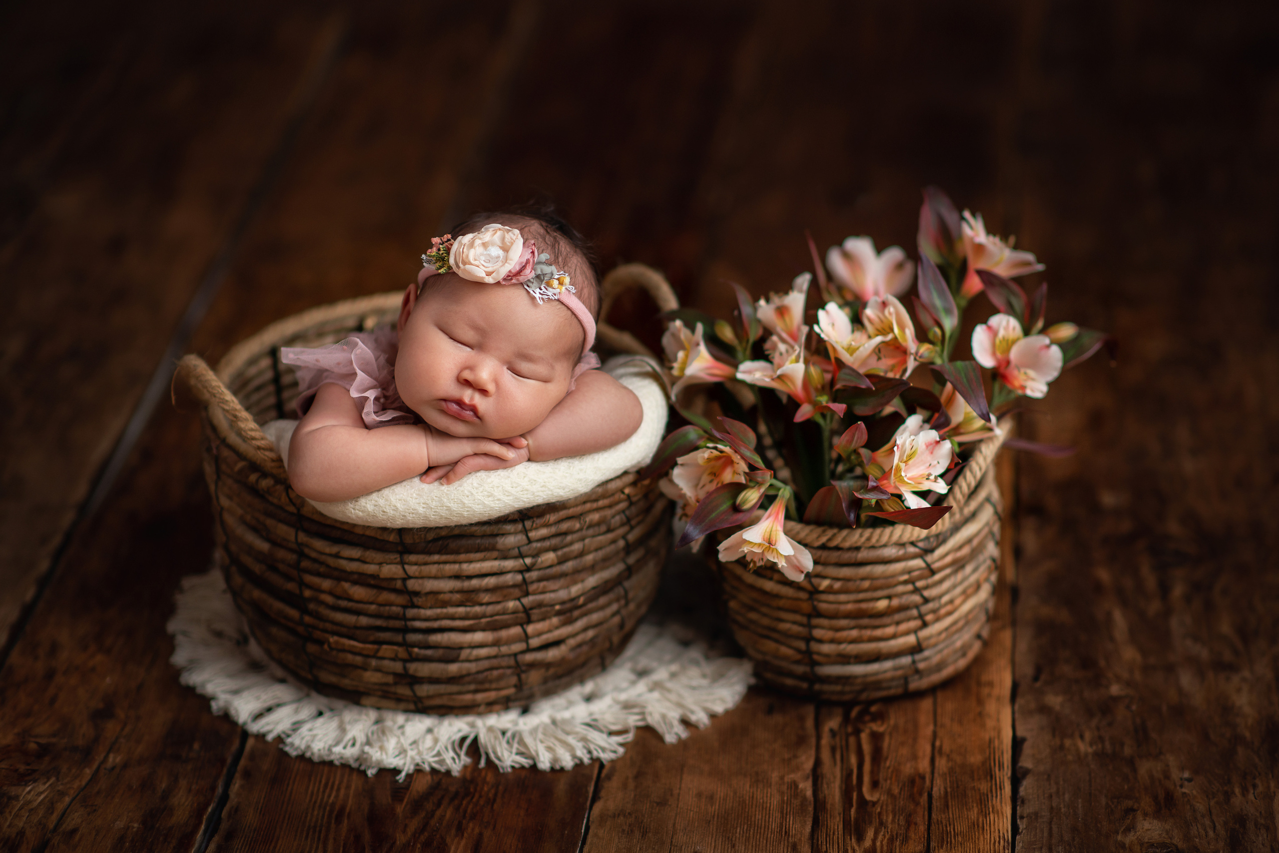NEWBORN. Творческая команда Ульяшевы, свадебная и семейная фотография. Кахахста