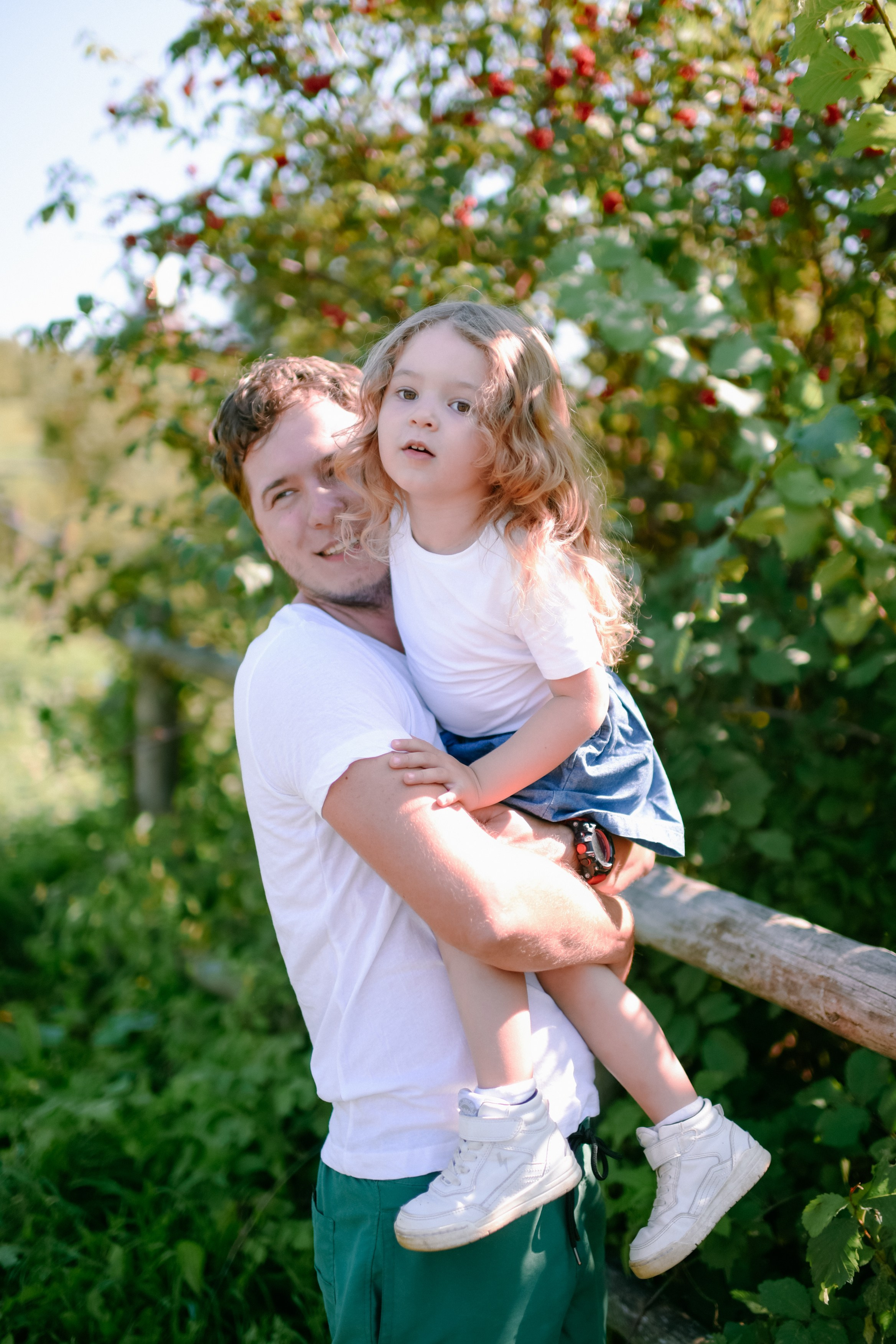 Евгений, Оля и Мия. Универсальный фотограф и видеограф