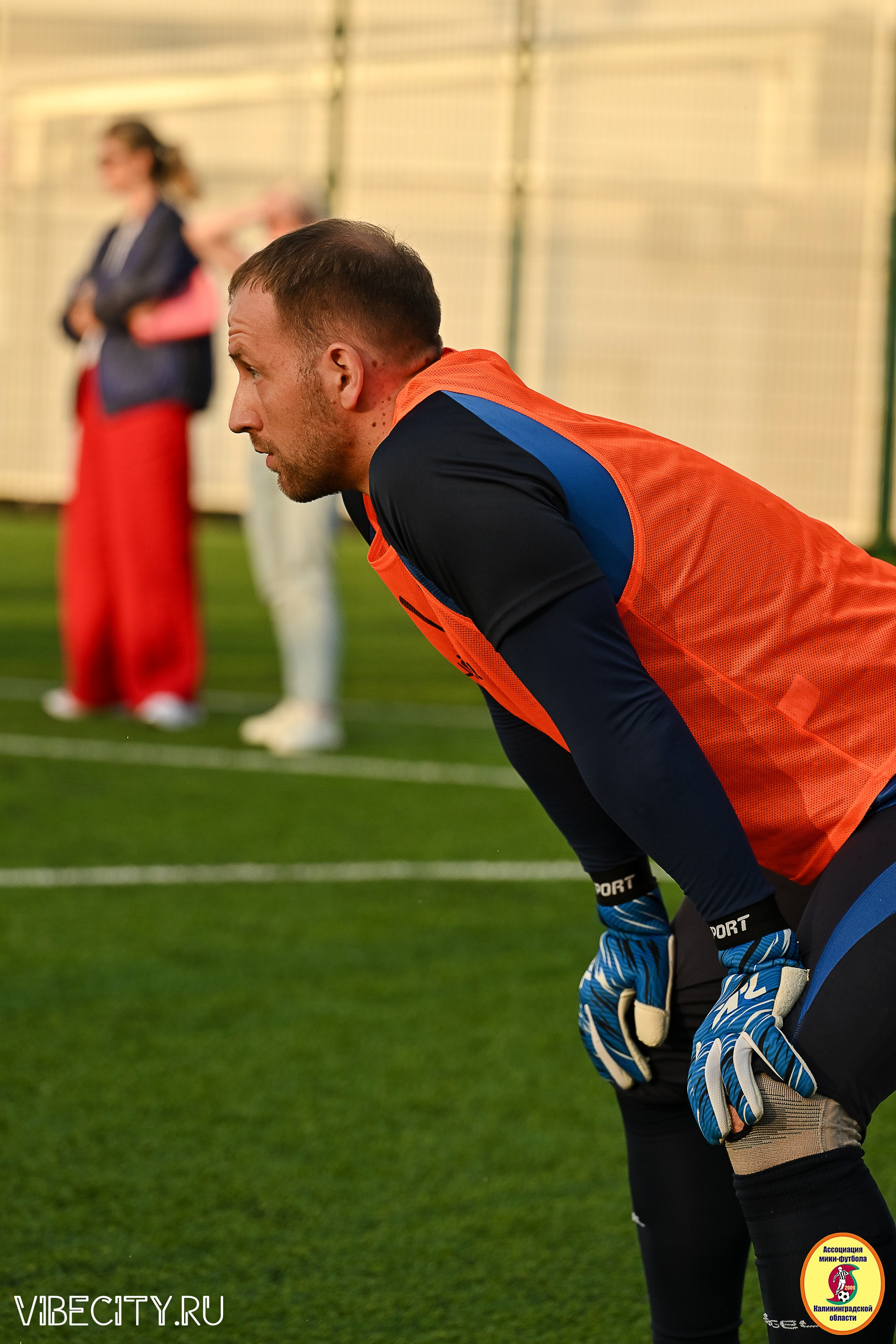 ИГРЫ МИНИ-ФУТБОЛЬНОЙ И КОРПОРАТИВНОЙ ЛИГИ. VIBECITY.RU Вайб Сити Ру Фоторепортажи Фотоотчеты Калининград