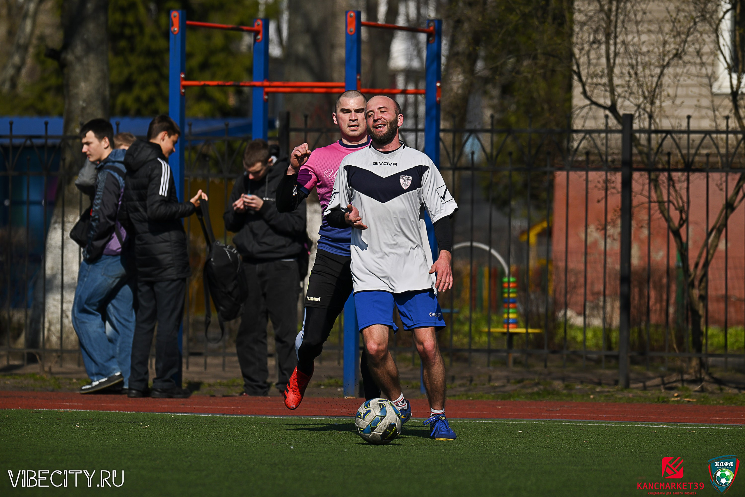 XX ЧЕМПИОНАТ КАЛИНИНГРАДСКОЙ ЛФЛ КАНЦМАРКЕТ39 сезона 2024–2025 гг. VIBECITY.RU Вайб Сити Ру Фоторепортажи Фотоотчеты Калининград
