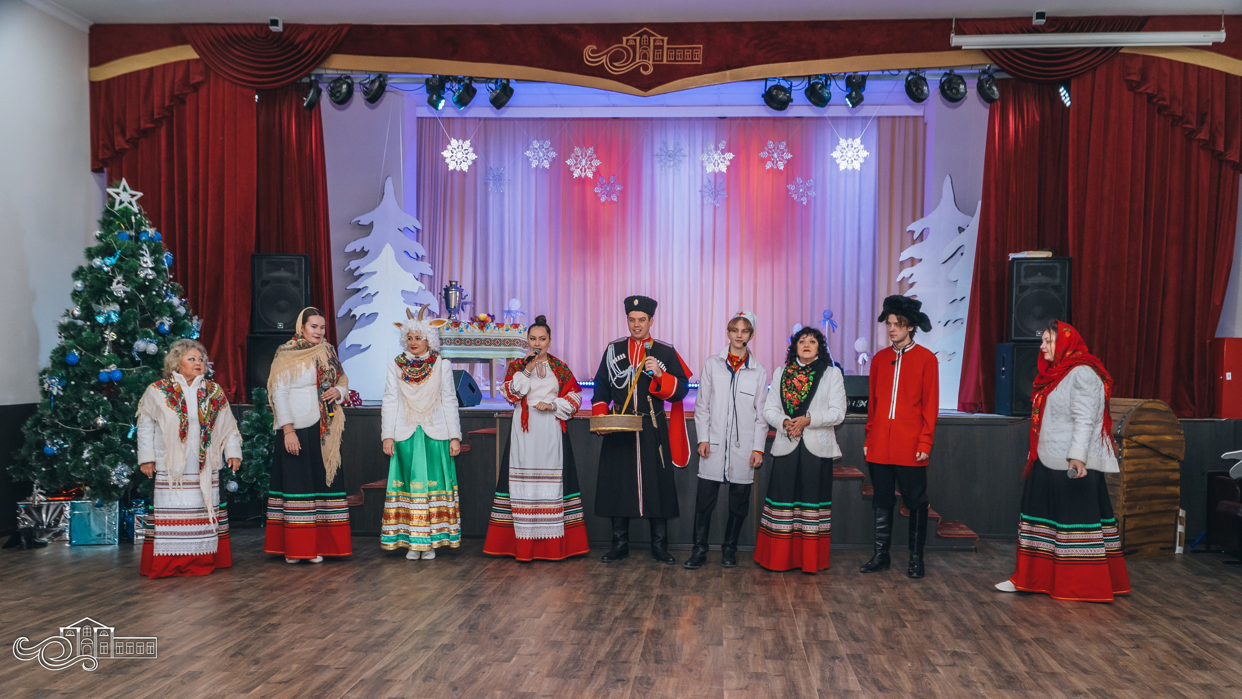 «Щедрый вечер». Новотитаровский Дом культуры