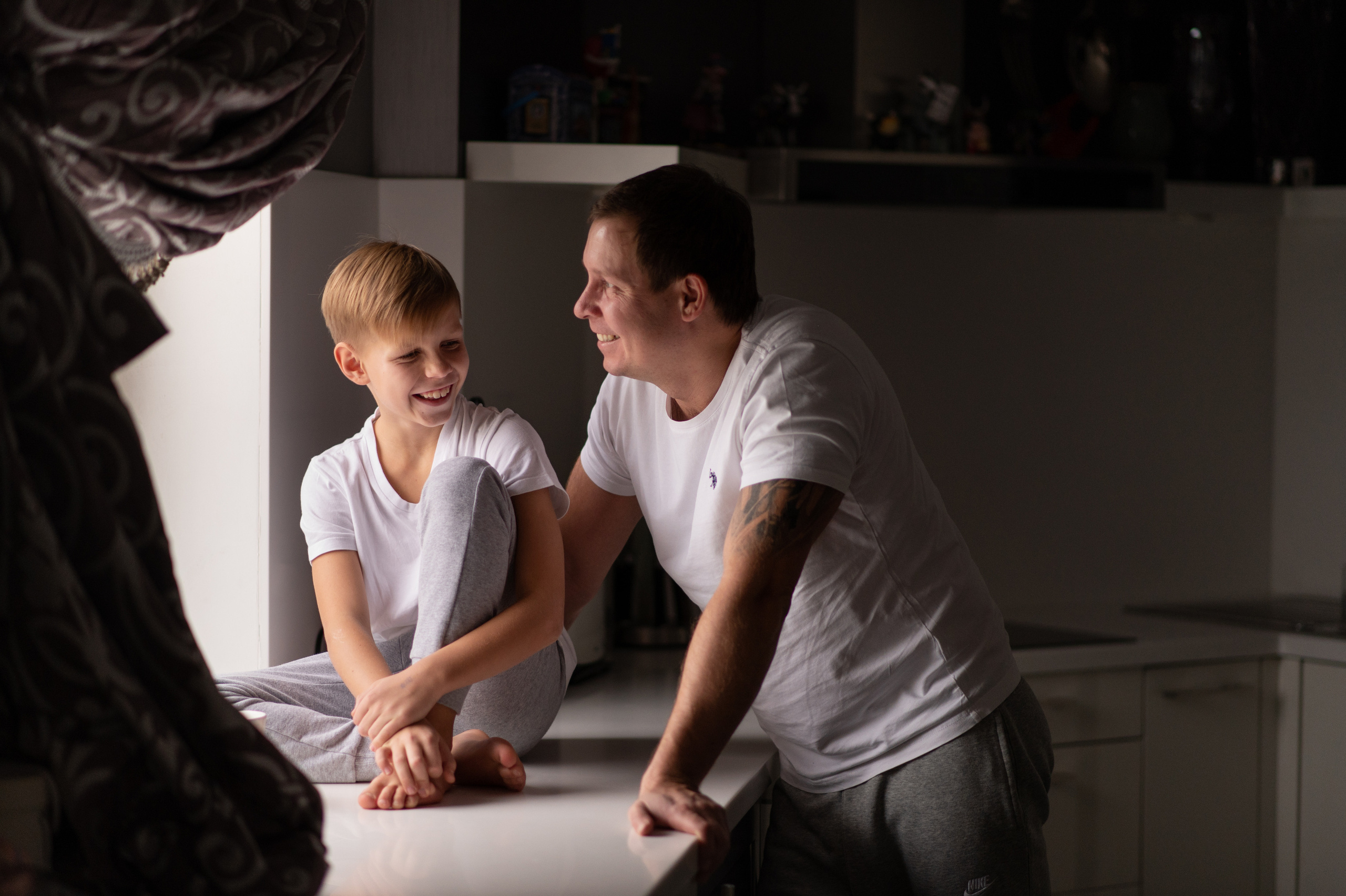 Домашняя съёмка: серия фотографий. Семейный и детский фотограф в Москве Анна Оськина