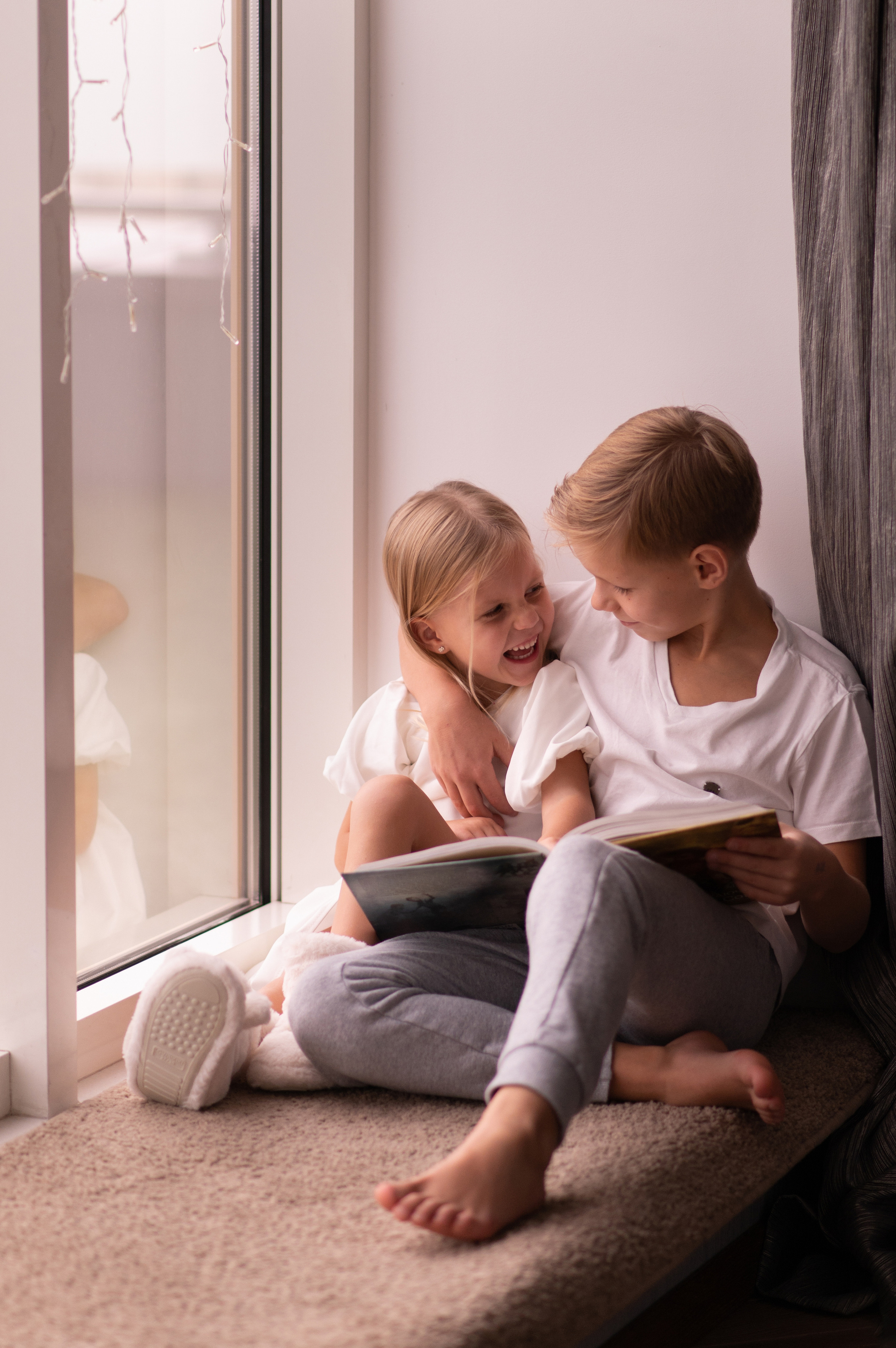 Домашняя съёмка: серия фотографий. Семейный и детский фотограф в Москве Анна Оськина