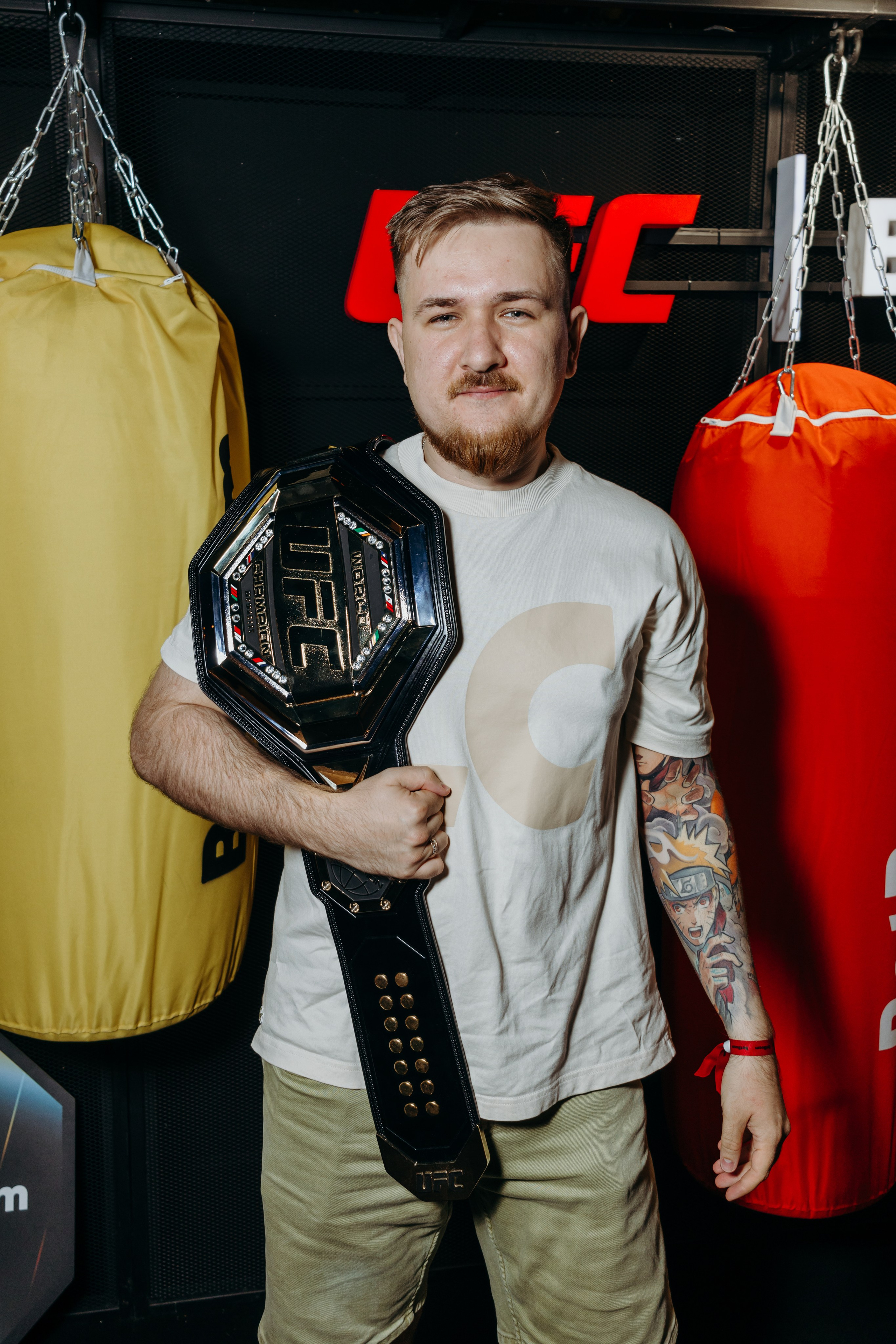 Репортажная съемка боев UFC