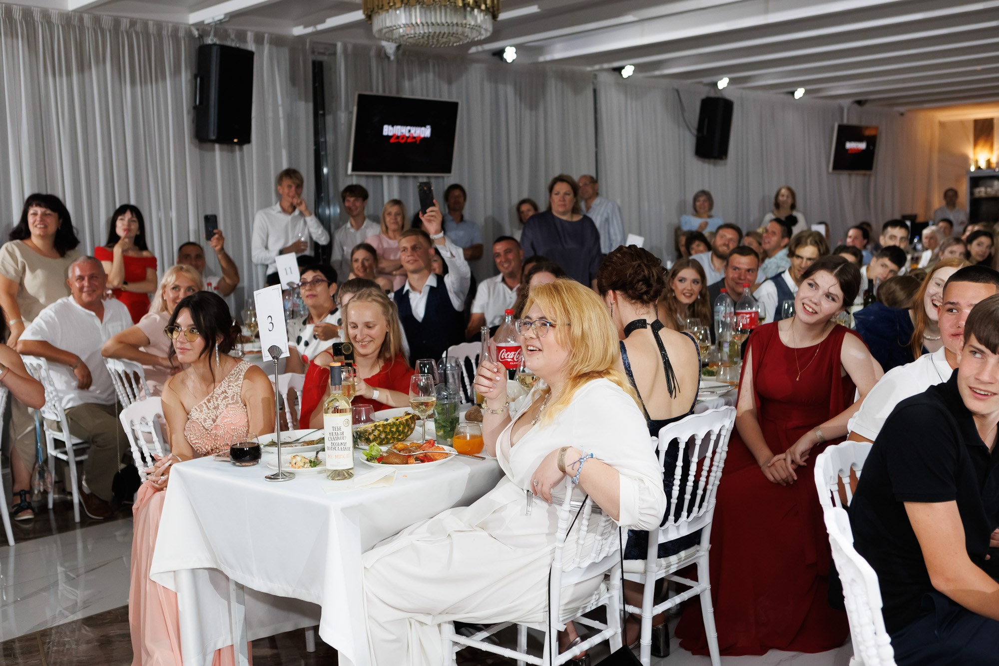 Выпускной вечер в Севастопольской гимназии № 1 имени А. С. Пушкина. Свадебный фотограф, фотосъемка в Крыму, Севастополе, Симферополе, Ялте