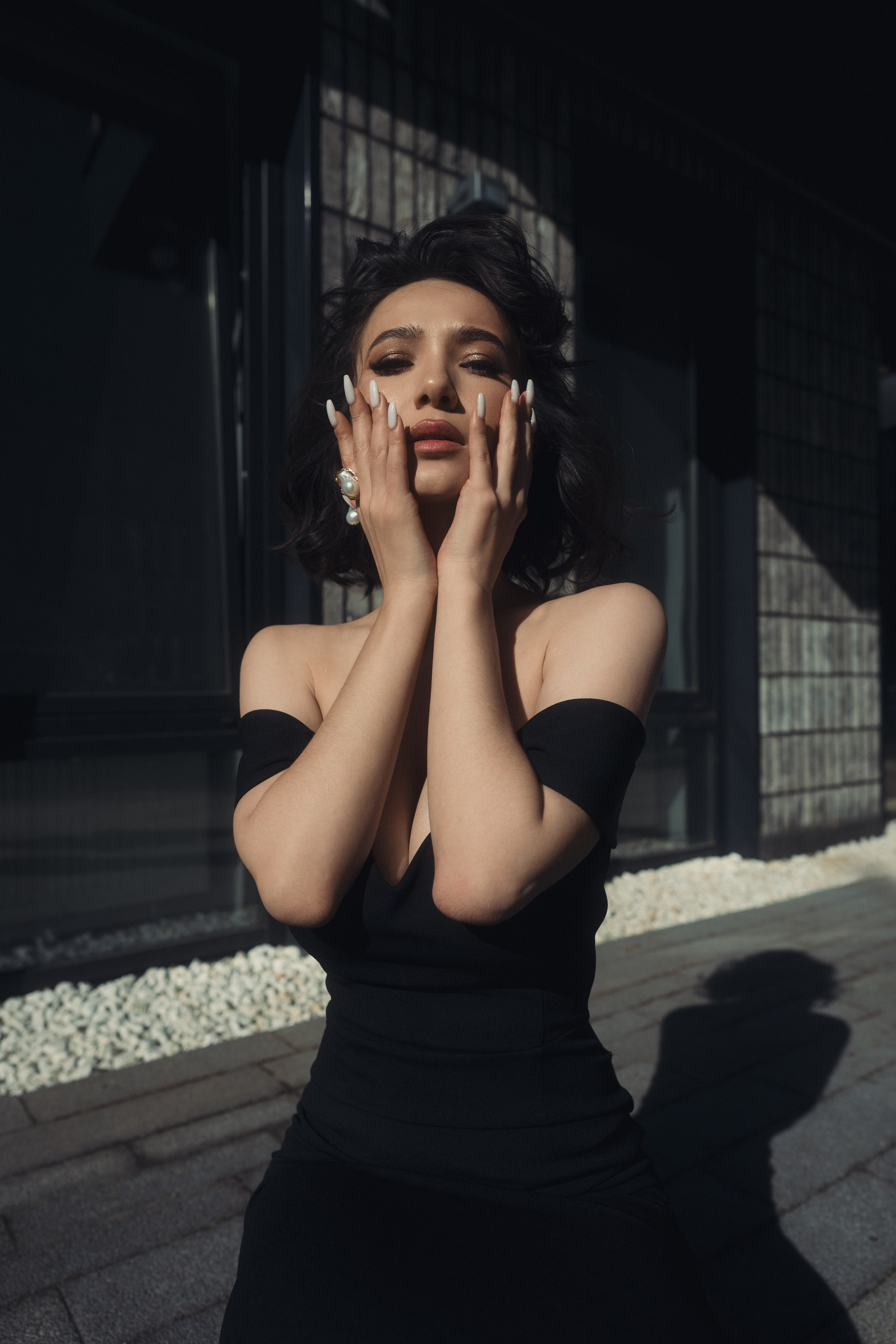 Street photo shoot with Alia in Kazan in Italian style