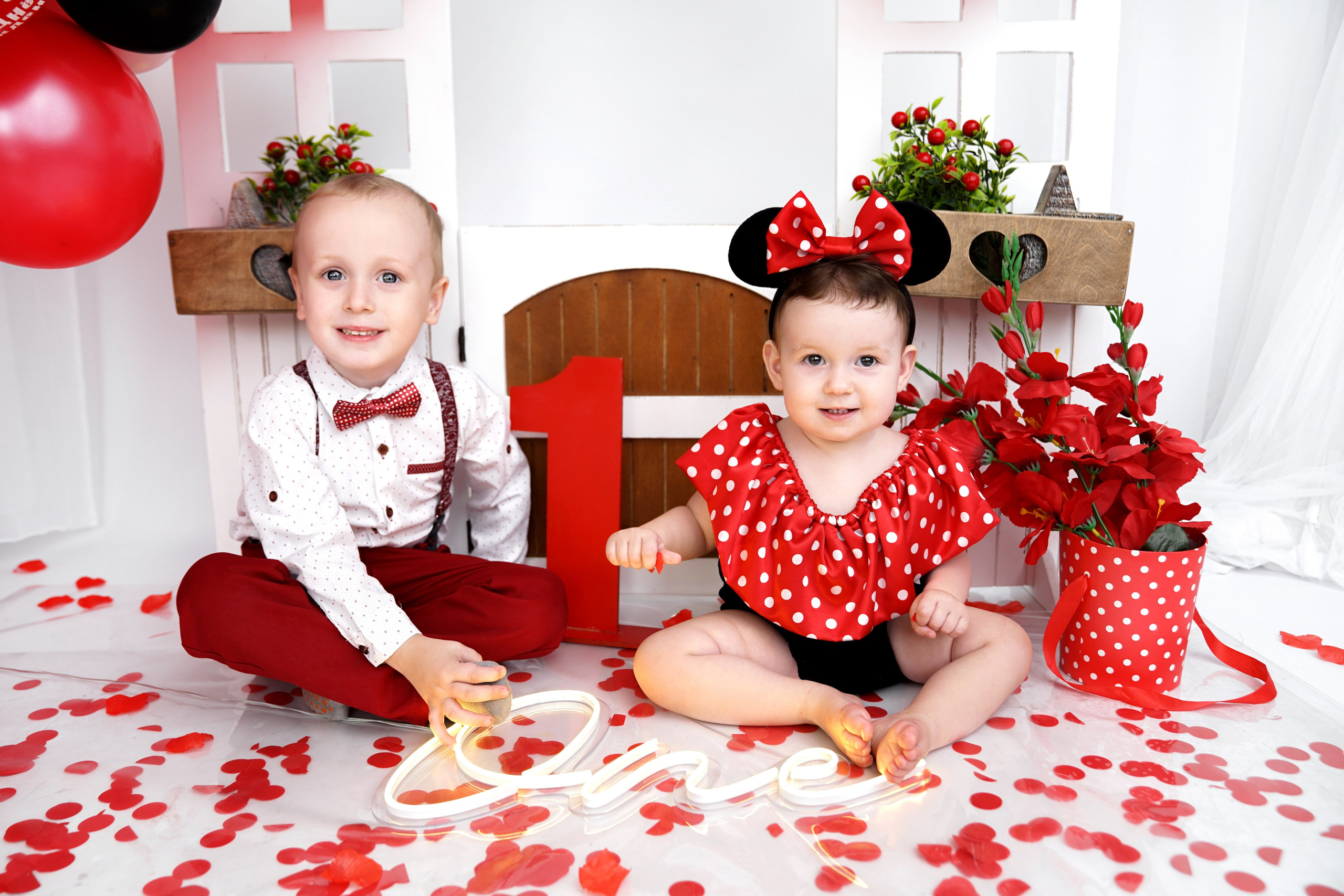 Фотосессия ГОДОВАСИЕ. Фотограф новорожденных, детей до года и беременных в Симферополе