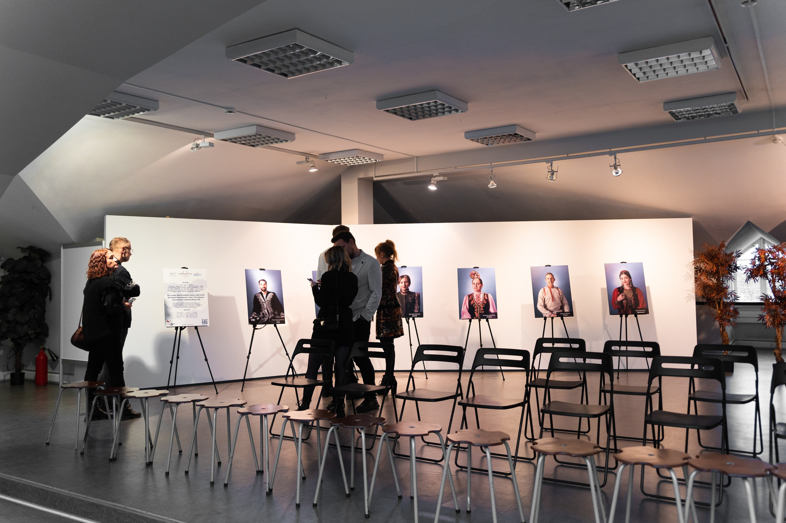 Выставка ко дню народного единства. Фотограф в Санкт-Петербурге Никита Белан