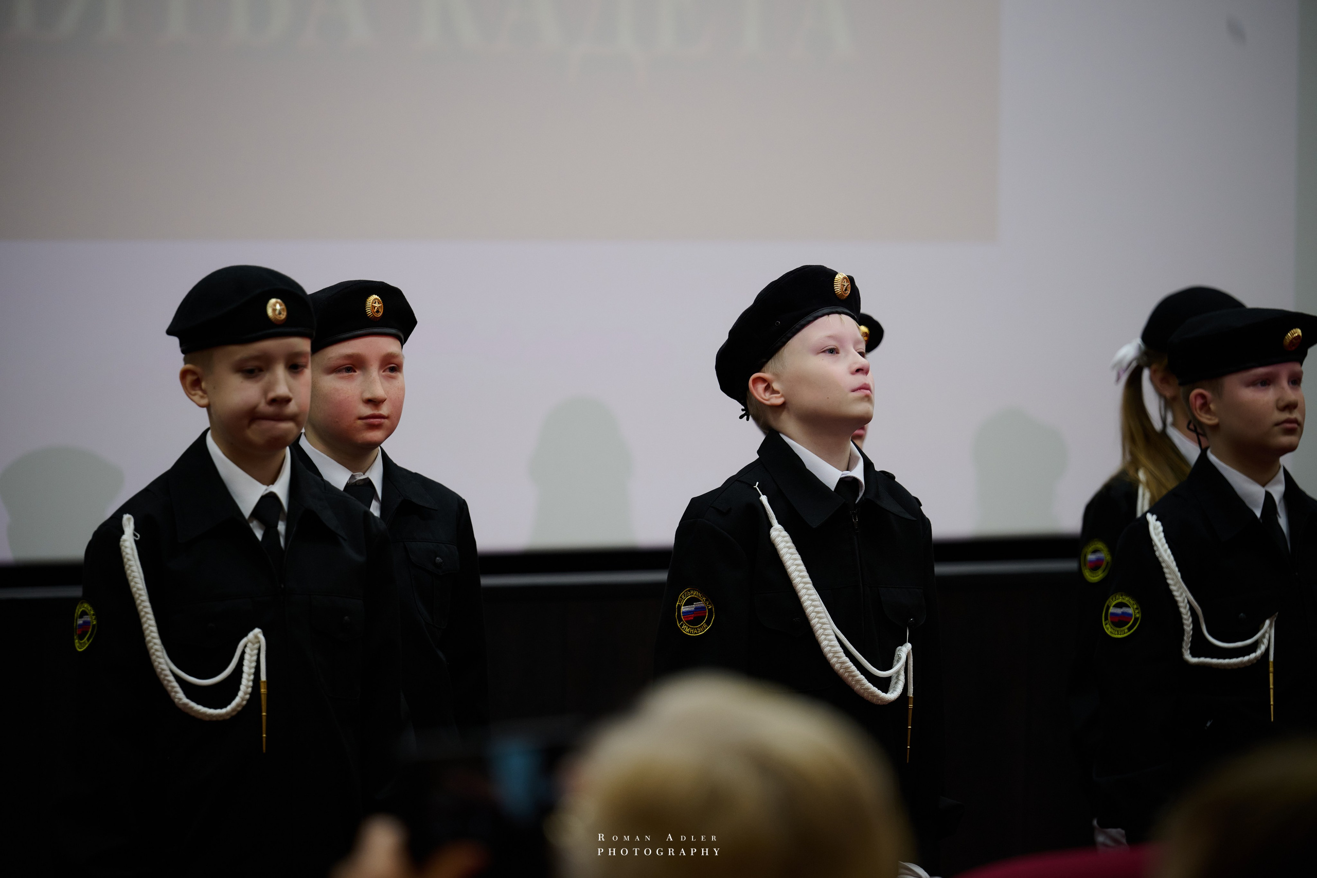 ДК «Победа» выставка фотопроекта «Территории». Фотограф Роман Адлер