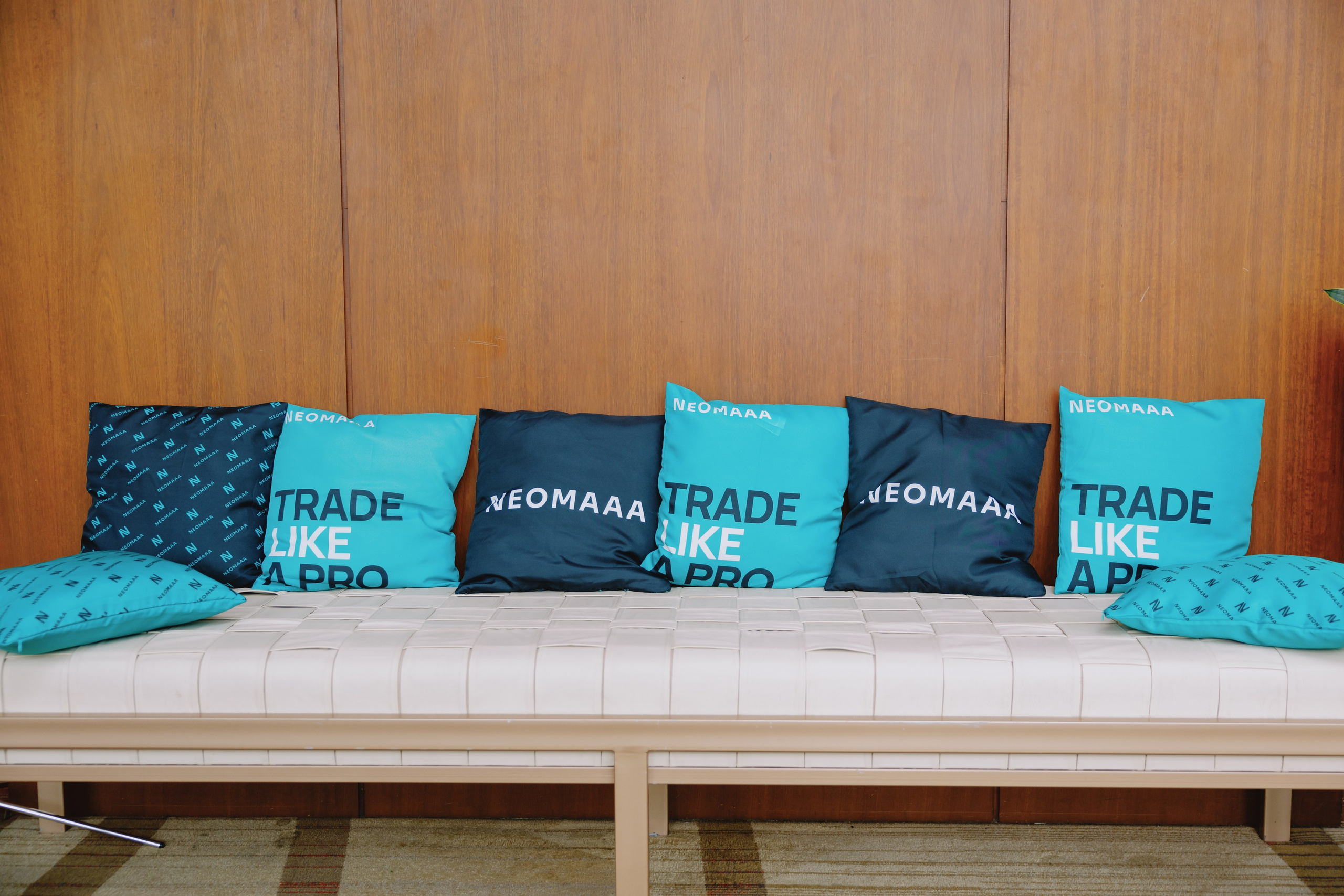 TRADERS DAY By NeomAAA Medellin. NeomAAA Funds Gallery