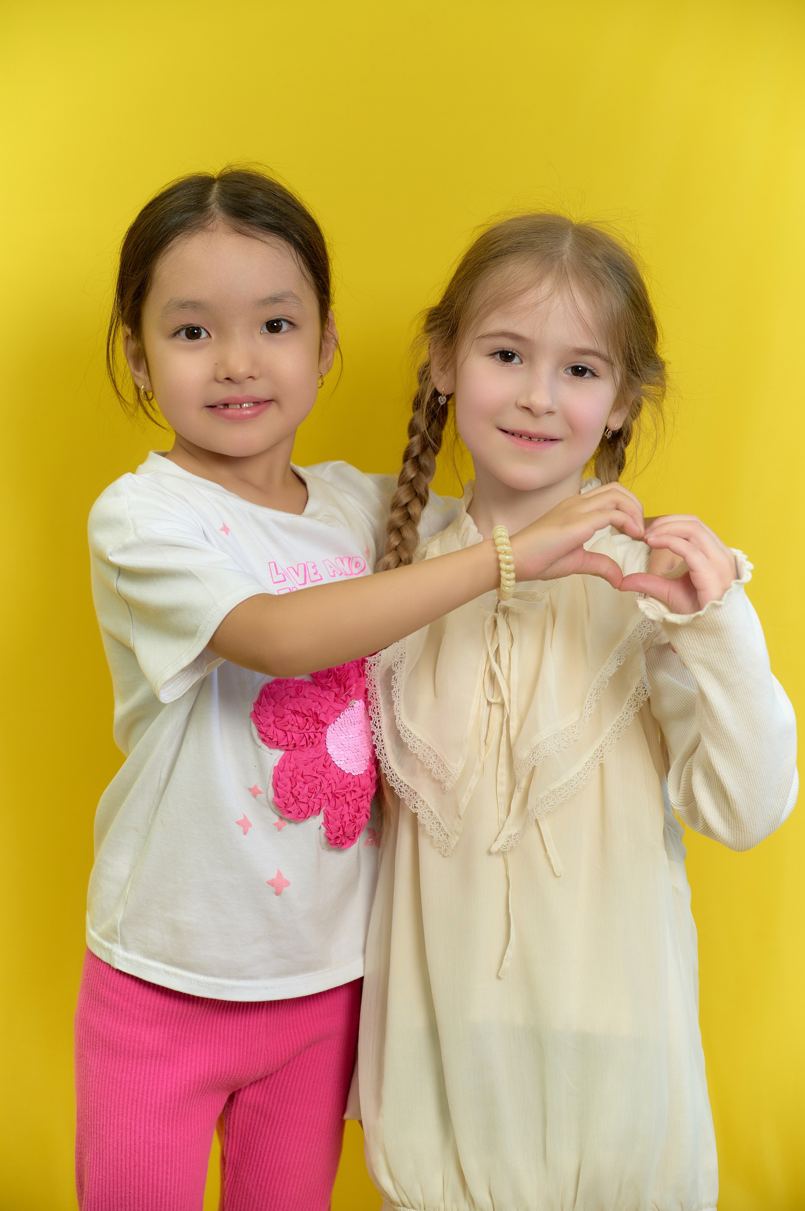 Выпускной альбом для детских садов от 1 990₽. Выпускные альбомы под ключ в Новосибирске