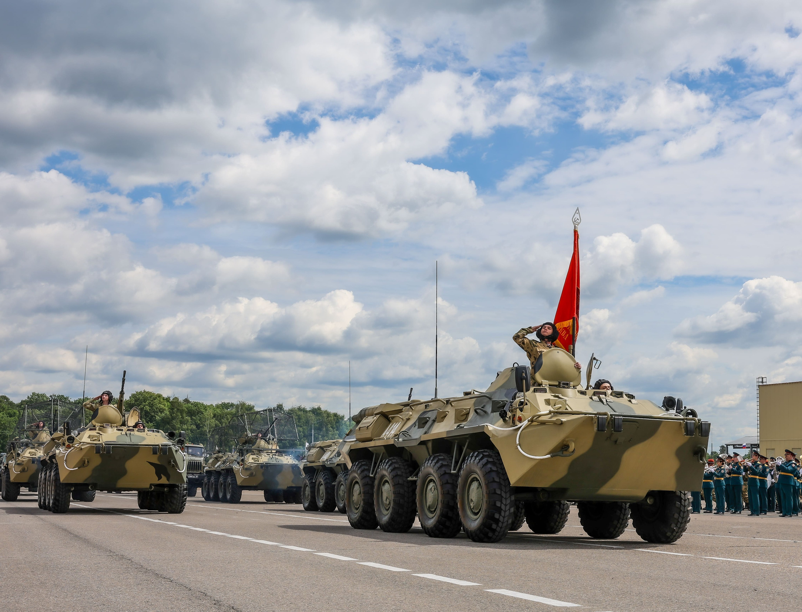 102 года дивизии Дзержинского в Балашихе — фоторепортаж с торжественных мероприятий