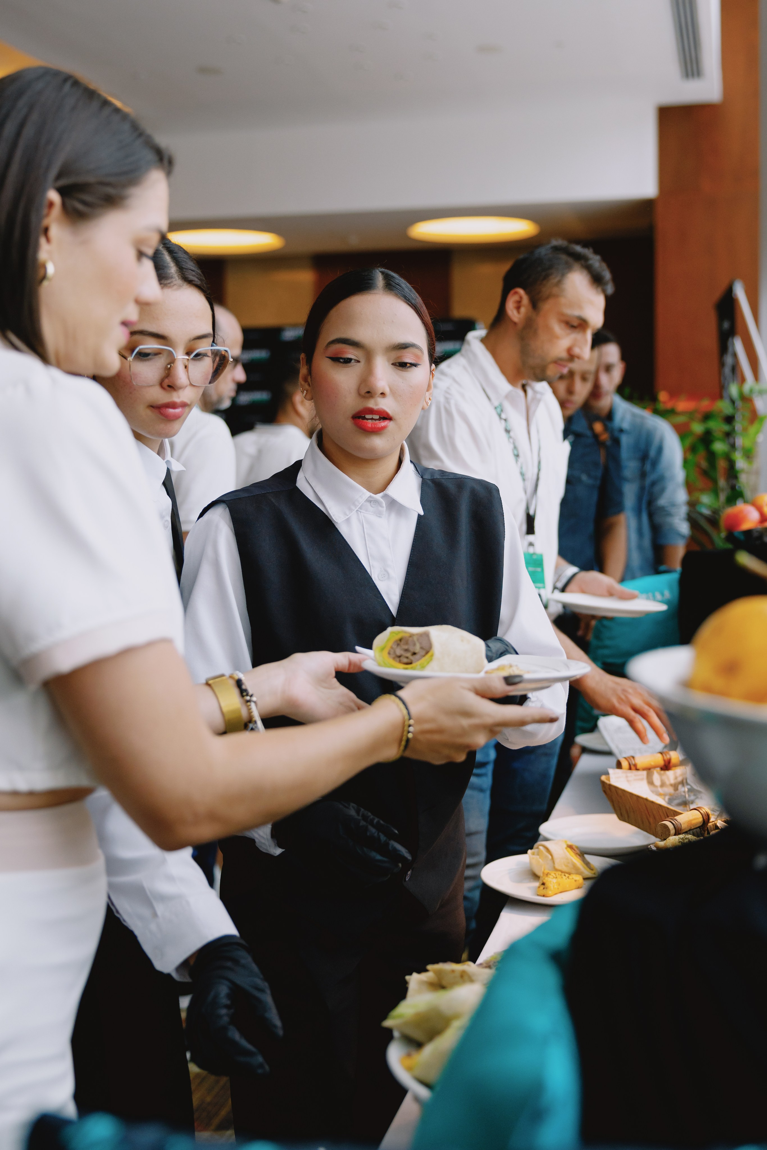 TRADERS DAY By NeomAAA Medellin. NeomAAA Funds Gallery