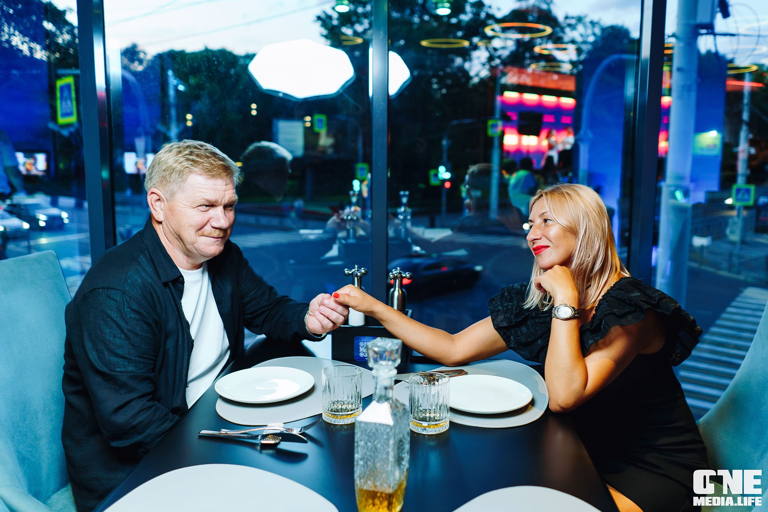 Фоторепортаж с вечеринки в ресторане Океан. One Media Life: фоторепортажи, фотоотчеты с мероприятий и заведений