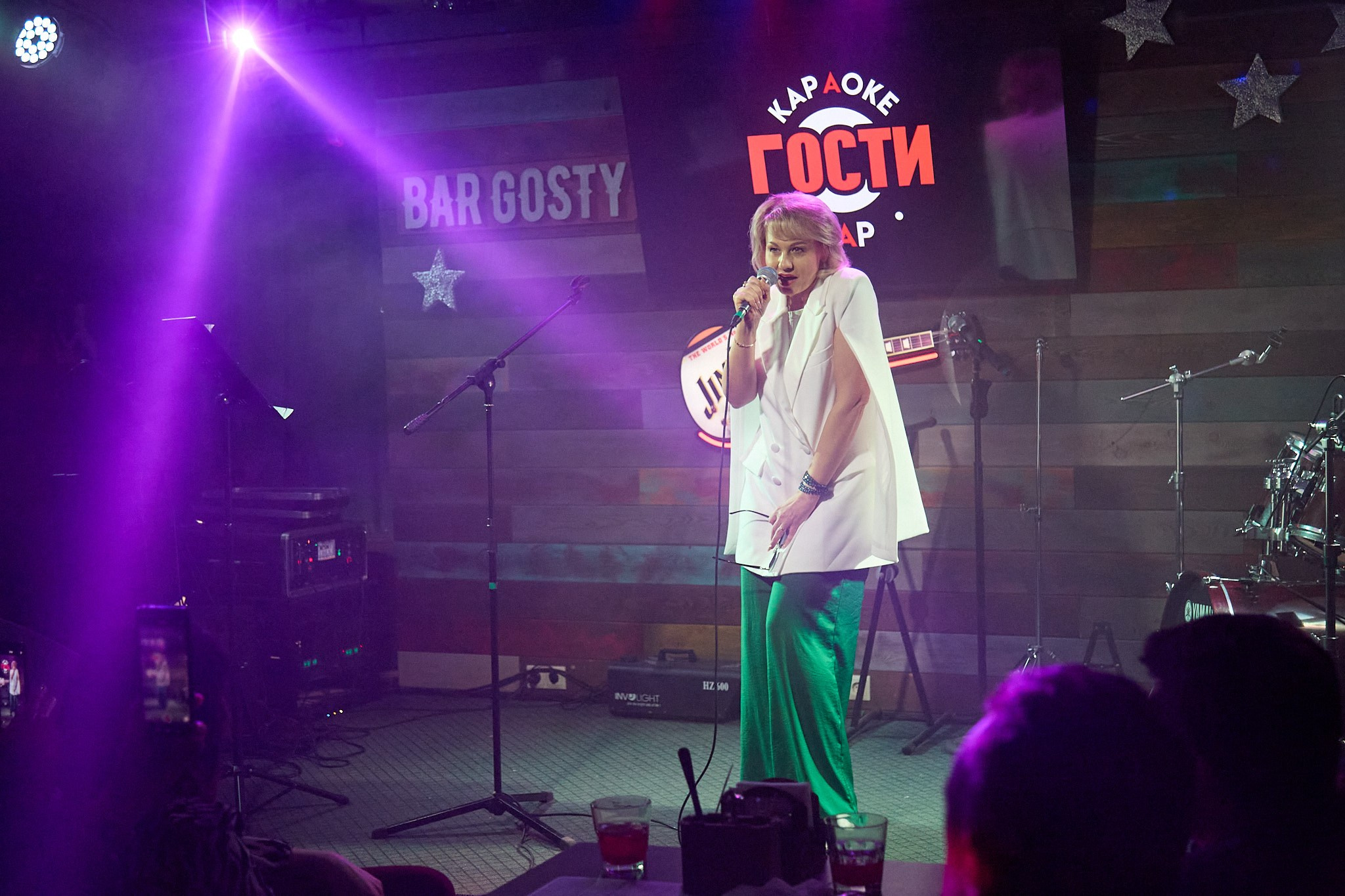 Концерт в баре «Гости». Фотограф Омск | Александр Вандеров
