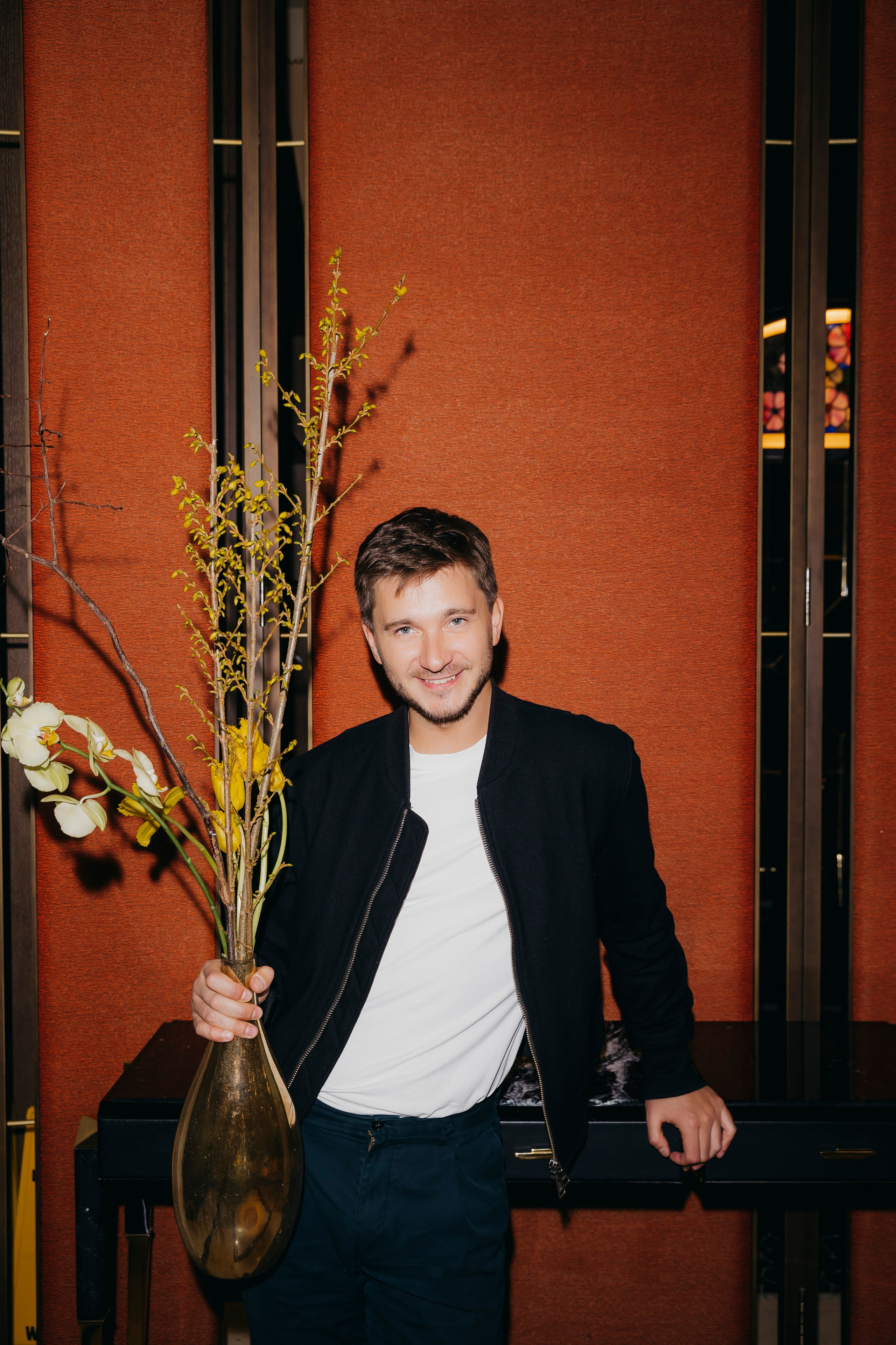 Dj Гриша Супер на празднике Светлой Пасхи в баре Шаляпин