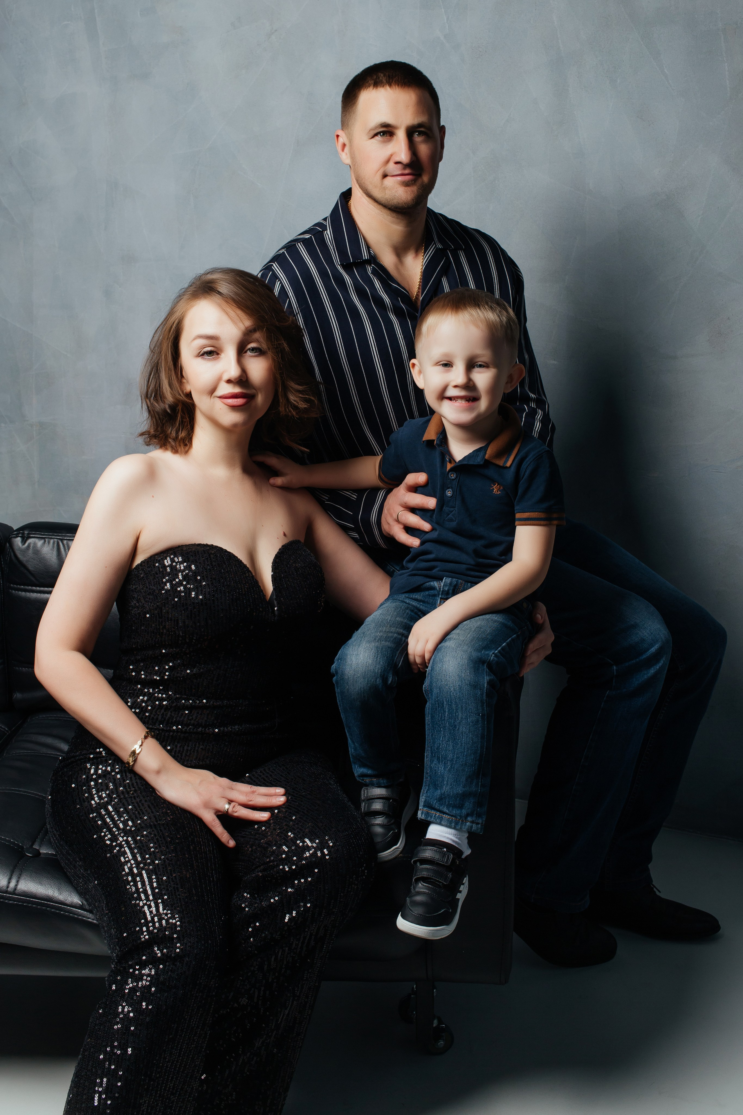 Семейная фотосессия Лилечки и Ивана. Женский фотограф в Оренбурге Ирина Заводчикова