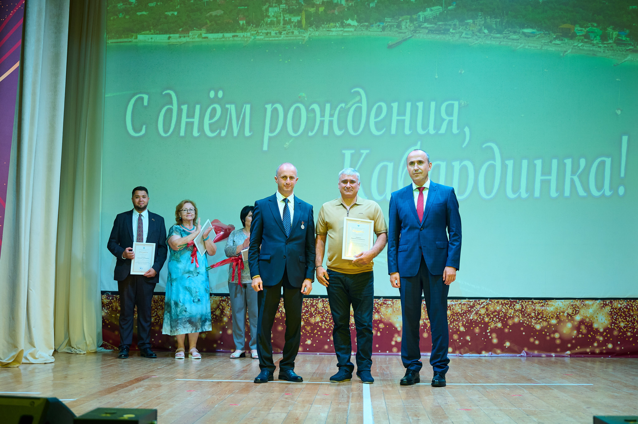 190 лет Кабардинке. Жизнь курорта Кабардинка в фотографиях