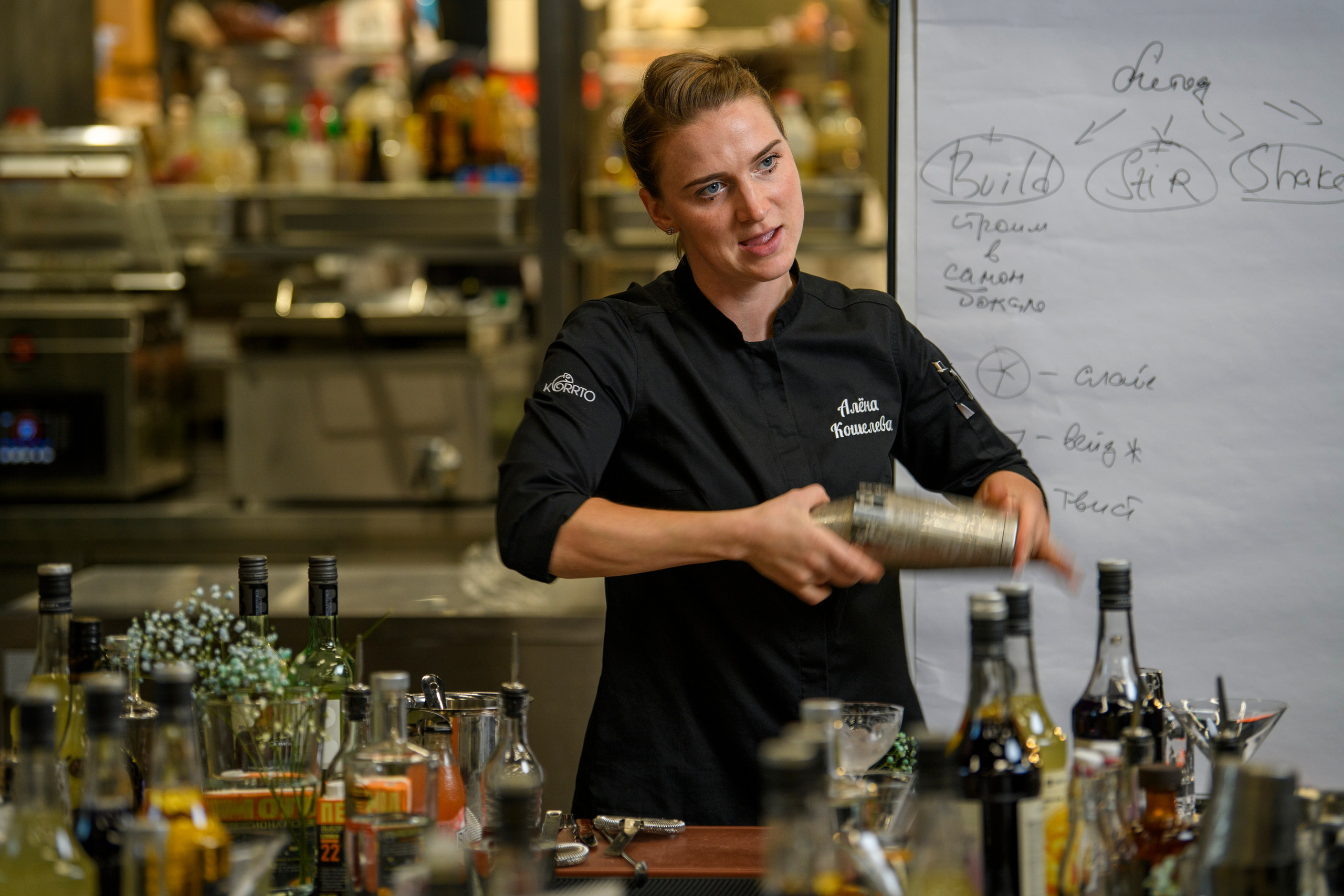 Бар — моя сцена: история Алены Кошелевой. Создание обучающих видеороликов Puponin Production