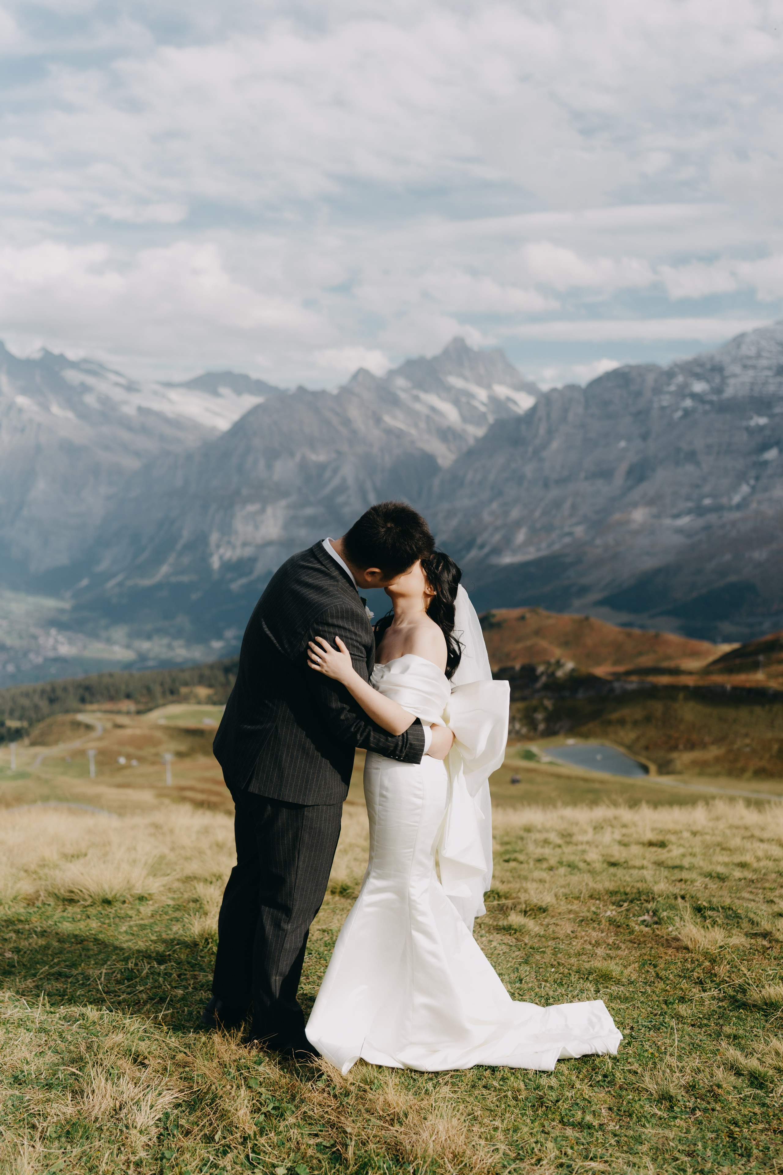 Wedding Photography elopement in Switzerland Europe. Professional Wedding Photographer Geneva & Romande Switzerland | Tanya Creator