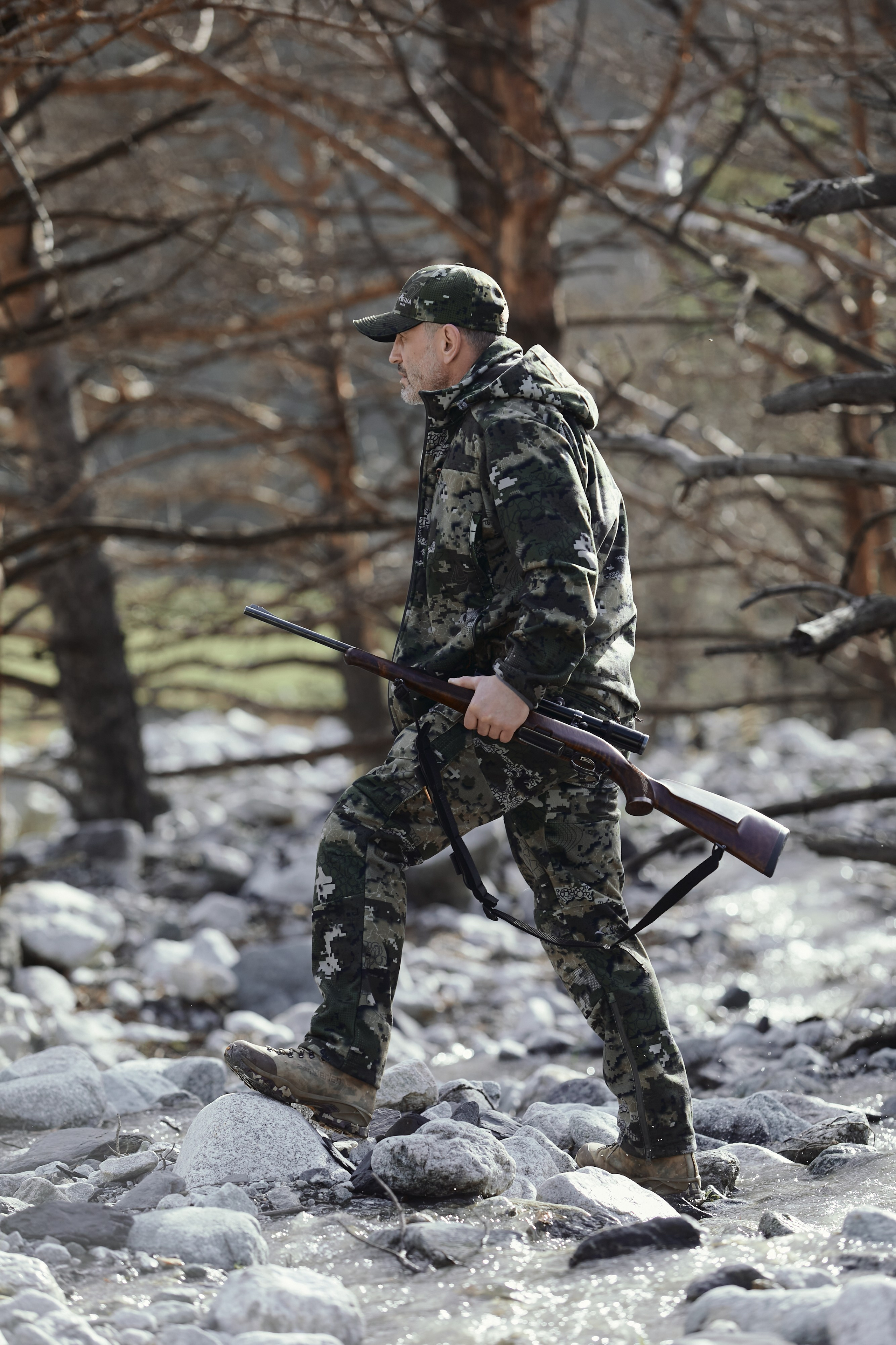 Съемка для бренда охотничьей одежды под ключ. Фотограф Продюсер в горах КБР / Москва Нальчик Горы