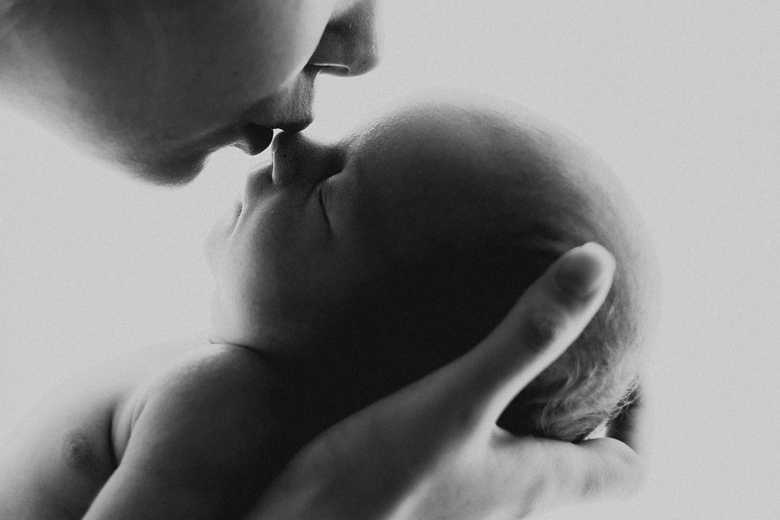 Первые дни дома. Фотограф Newborn, семейный фотограф во Владивостоке Ольга Казакова