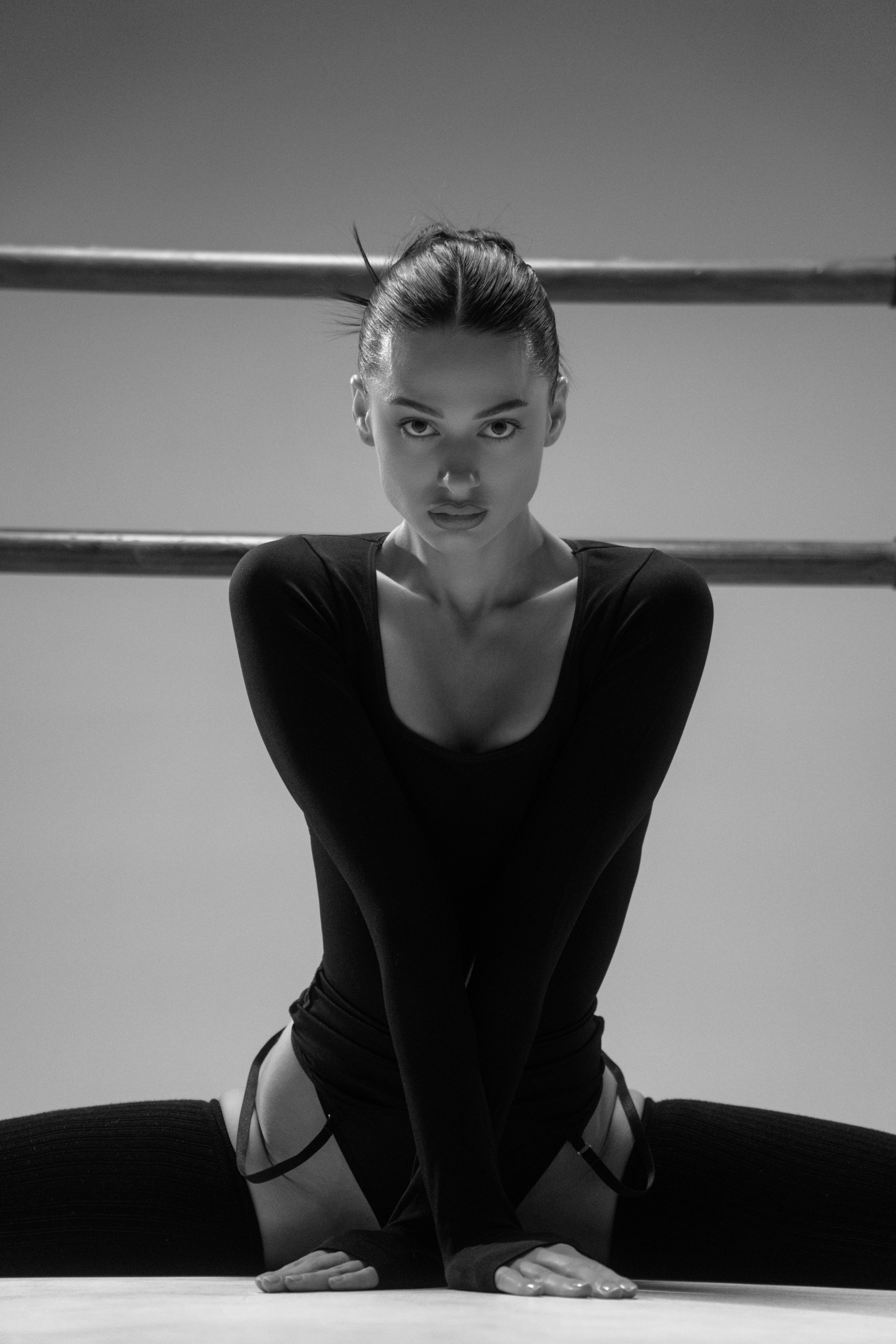 Фотография одежды на модели Алина М для карточки товара маркетплейса