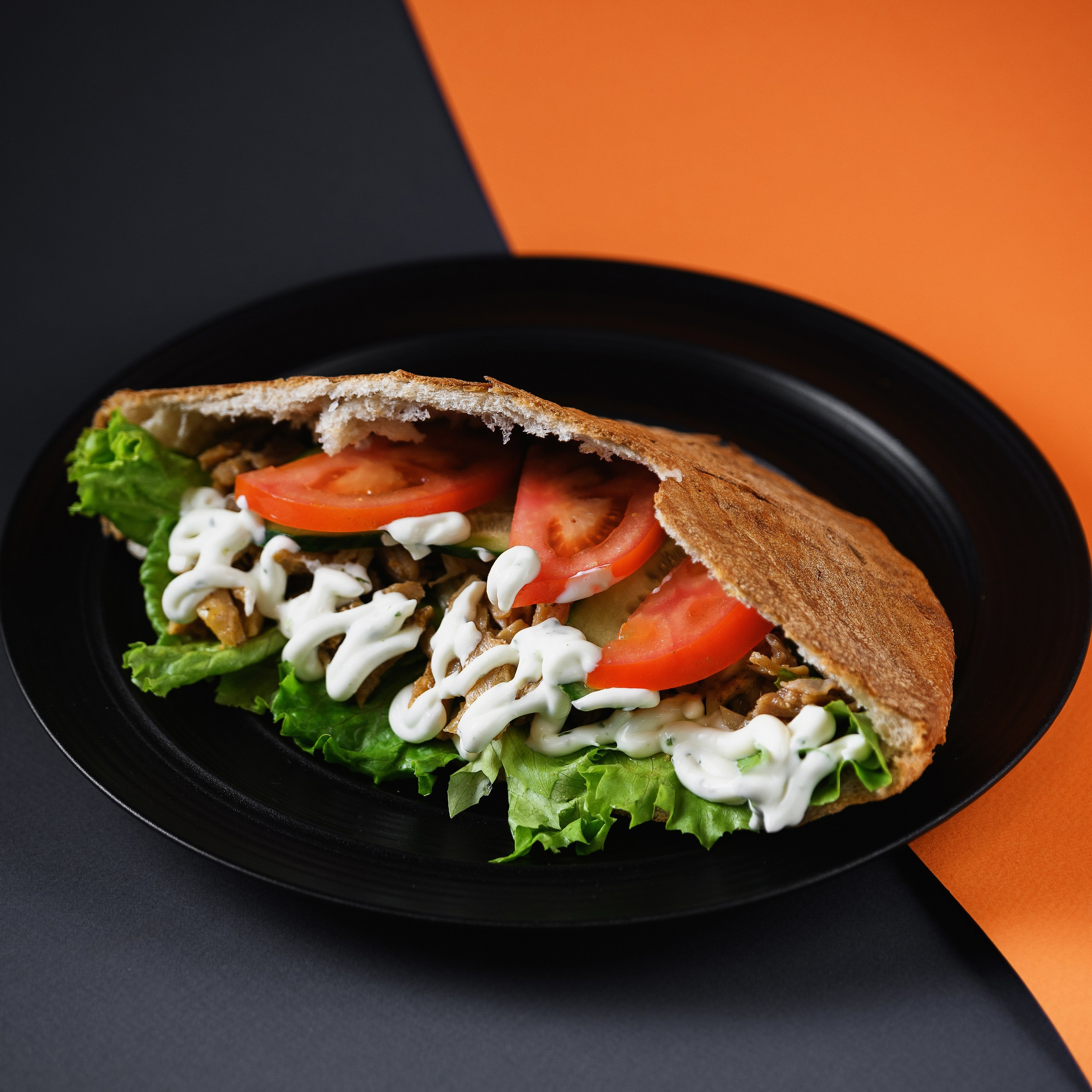 Фудсъемка для фастфуда в Петропавловске-Камчатском, Аппетитные фото бургеров и закусок в Петропавловске-Камчатском, Профессиональная съемка еды для меню в Петропавловске-Камчатском, Яркие и сочные фото блюд для рекламы в Петропавловске-Камчатском, Стоимость фудфотосессии в Петропавловске-Камчатском.