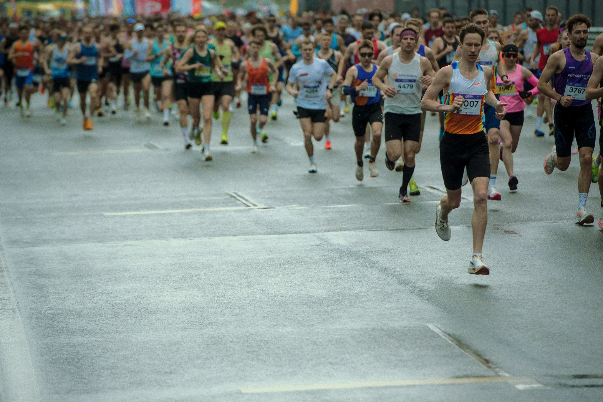 Чемпионат России по полумарафону. Сириус Автодром 2026. Репортажный фотограф в Сочи — Михаил Мордасов