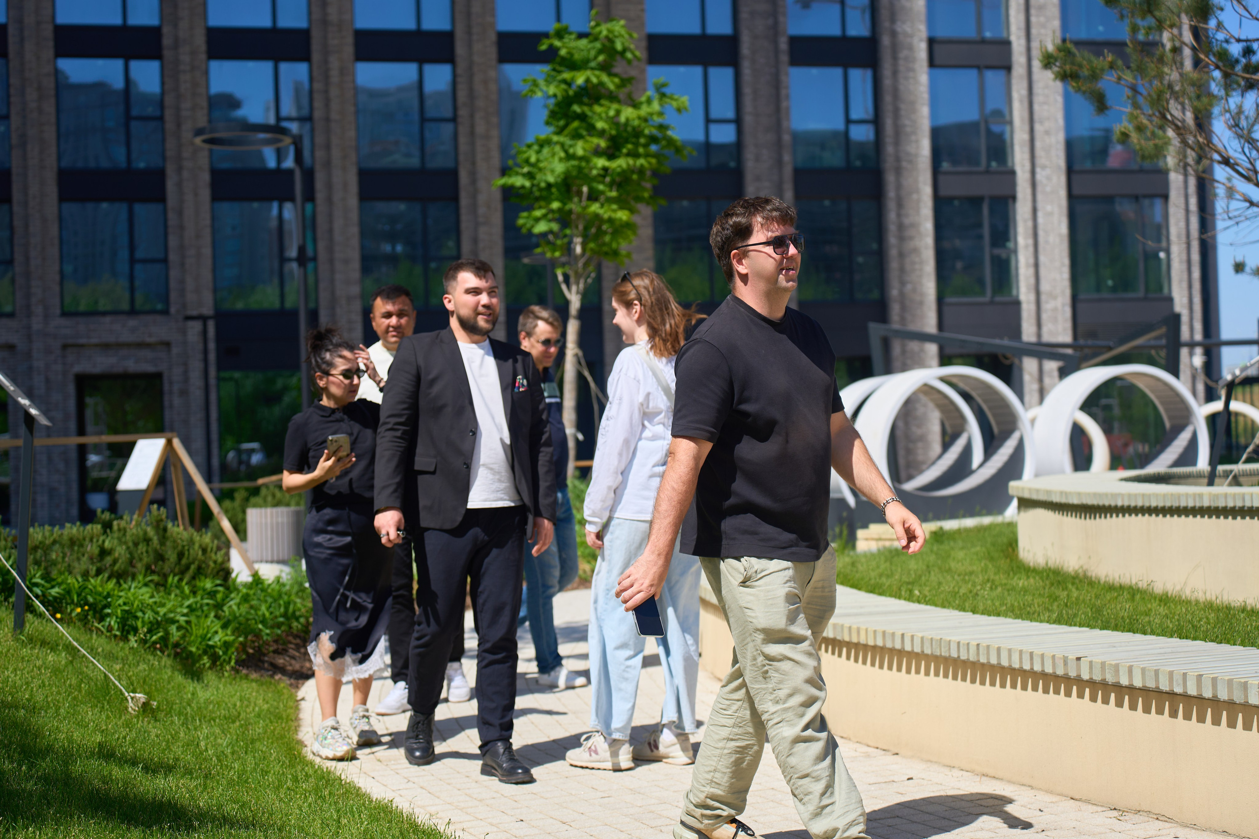 Репортажная фотография экскурсии в Москве. Репортажный фотограф в Москве Вадим Галанин