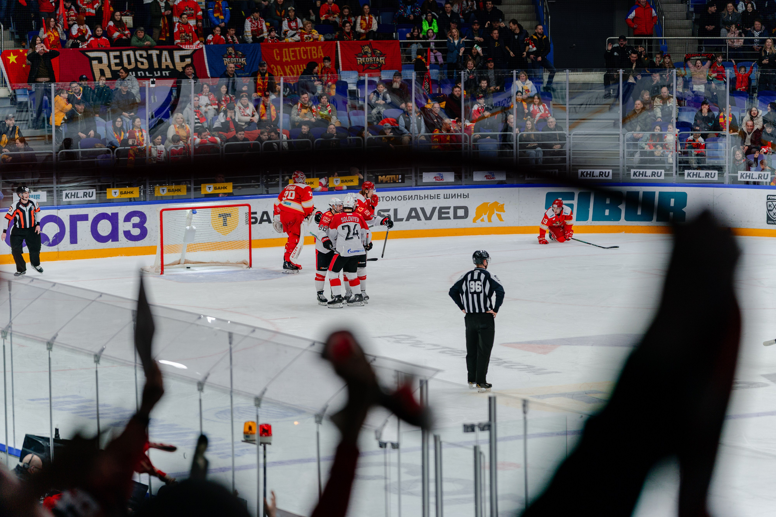 КХЛ КУНЬЛУНЬ РС — АВАНГАРД 22 МАРТА 2025. Репортажный фотограф в Москве Измалков Артем