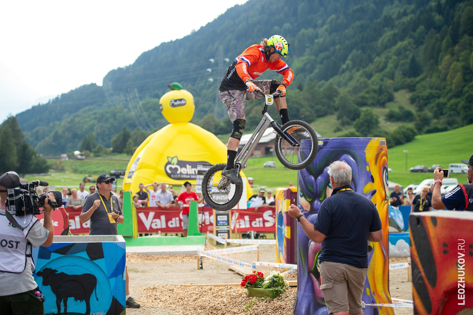 UCI Trials World Championships 2016 — finals. Sports photographer Leonid Zhukov