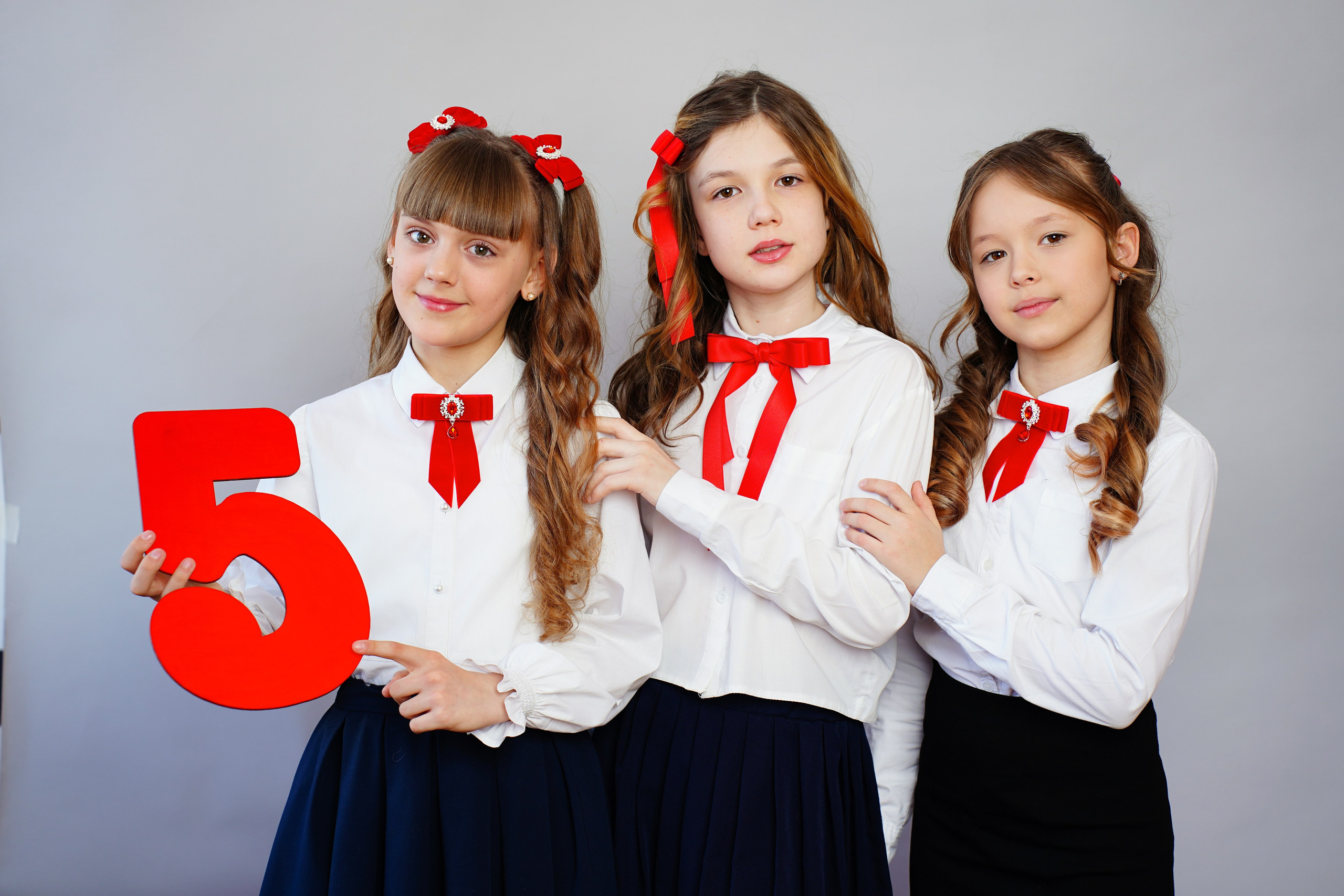 MEMENTO.Выпускные альбомы, школьные, юбилейные и другие книги. Ростов-на-Дону