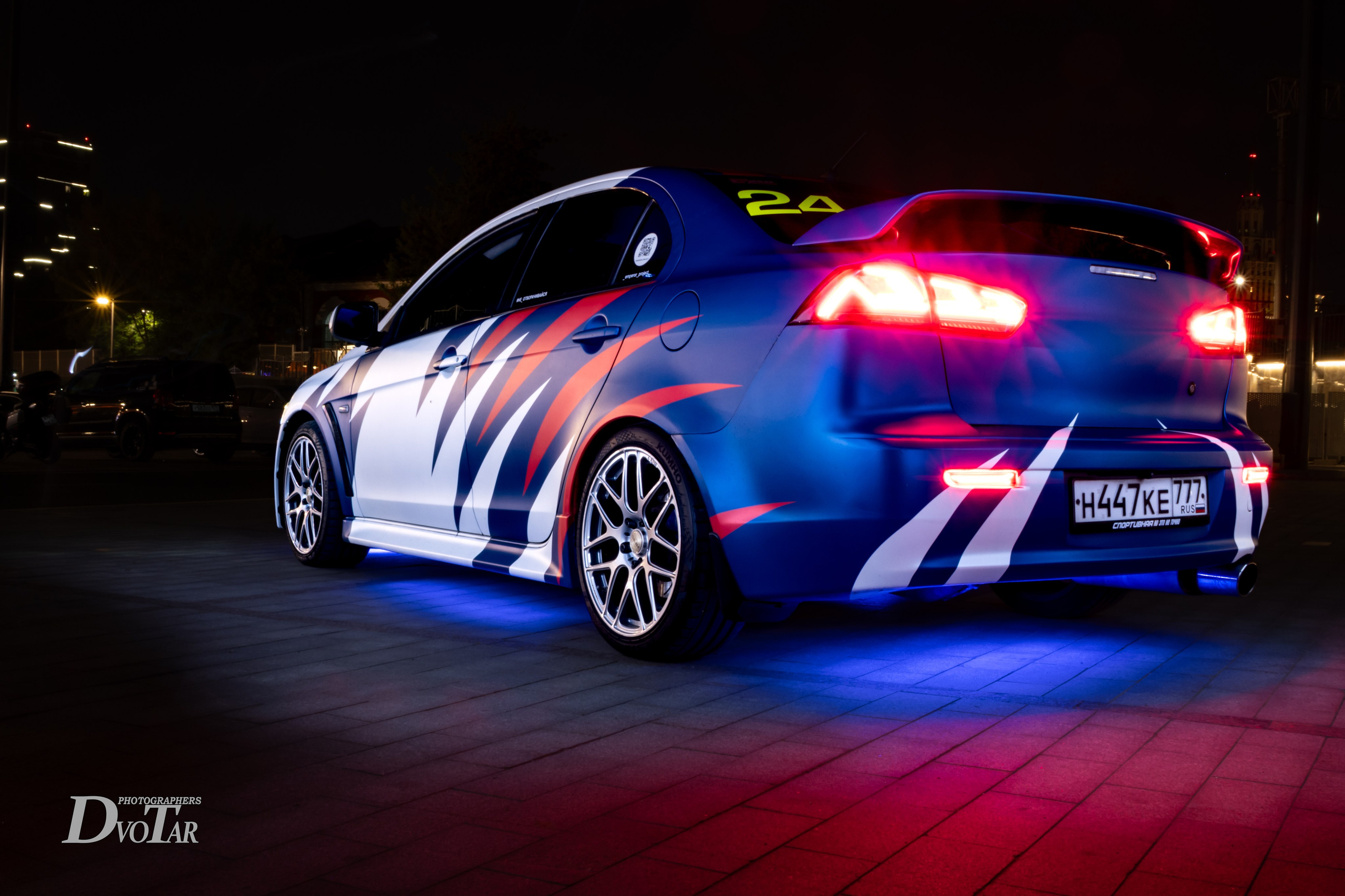 Репортажная, студийная, свадебная, автоспорт, коммерческая, фотосессия: Фотографы Николай и Елена DvoTar