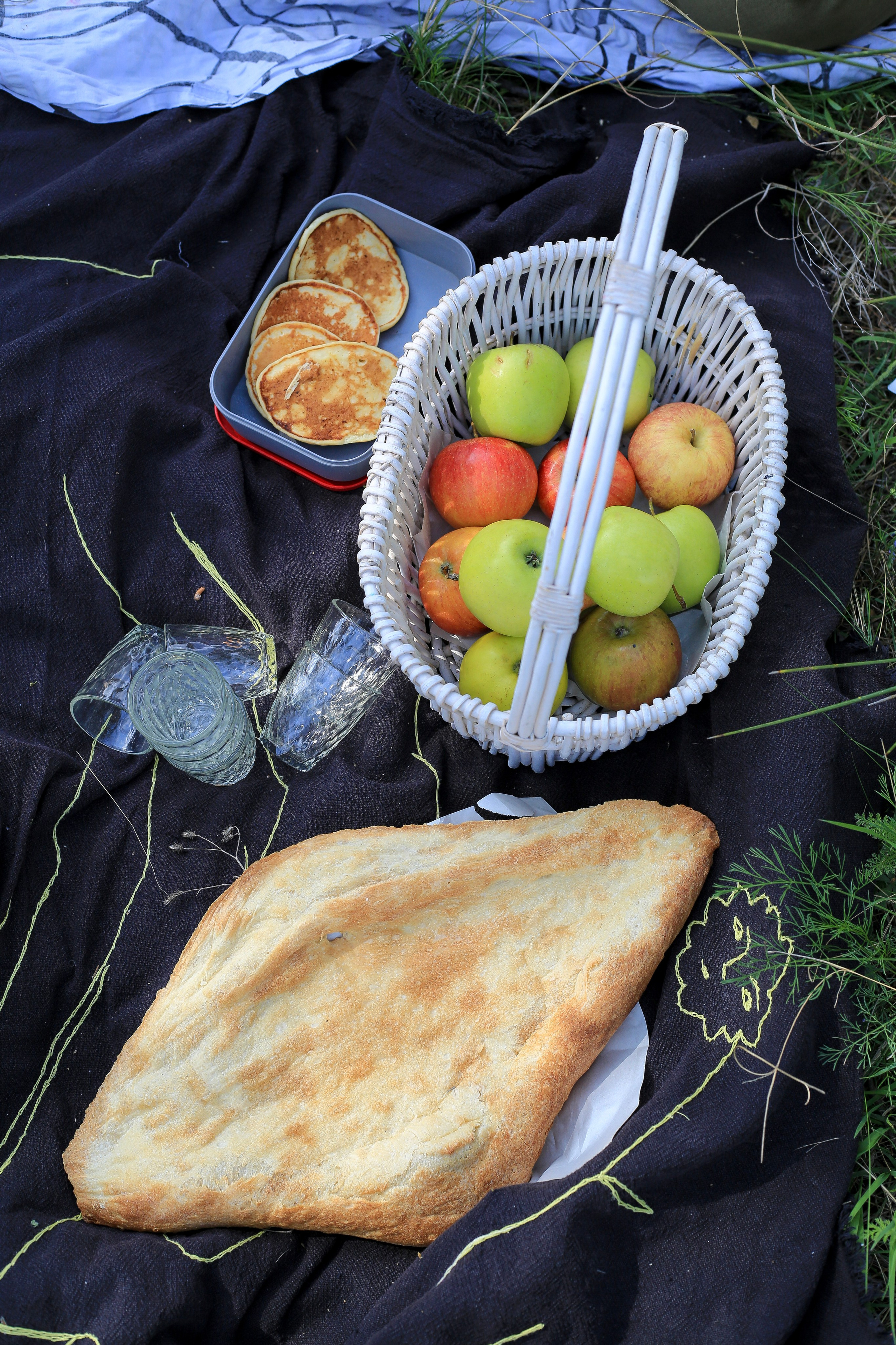 The exhibition under trees. KST