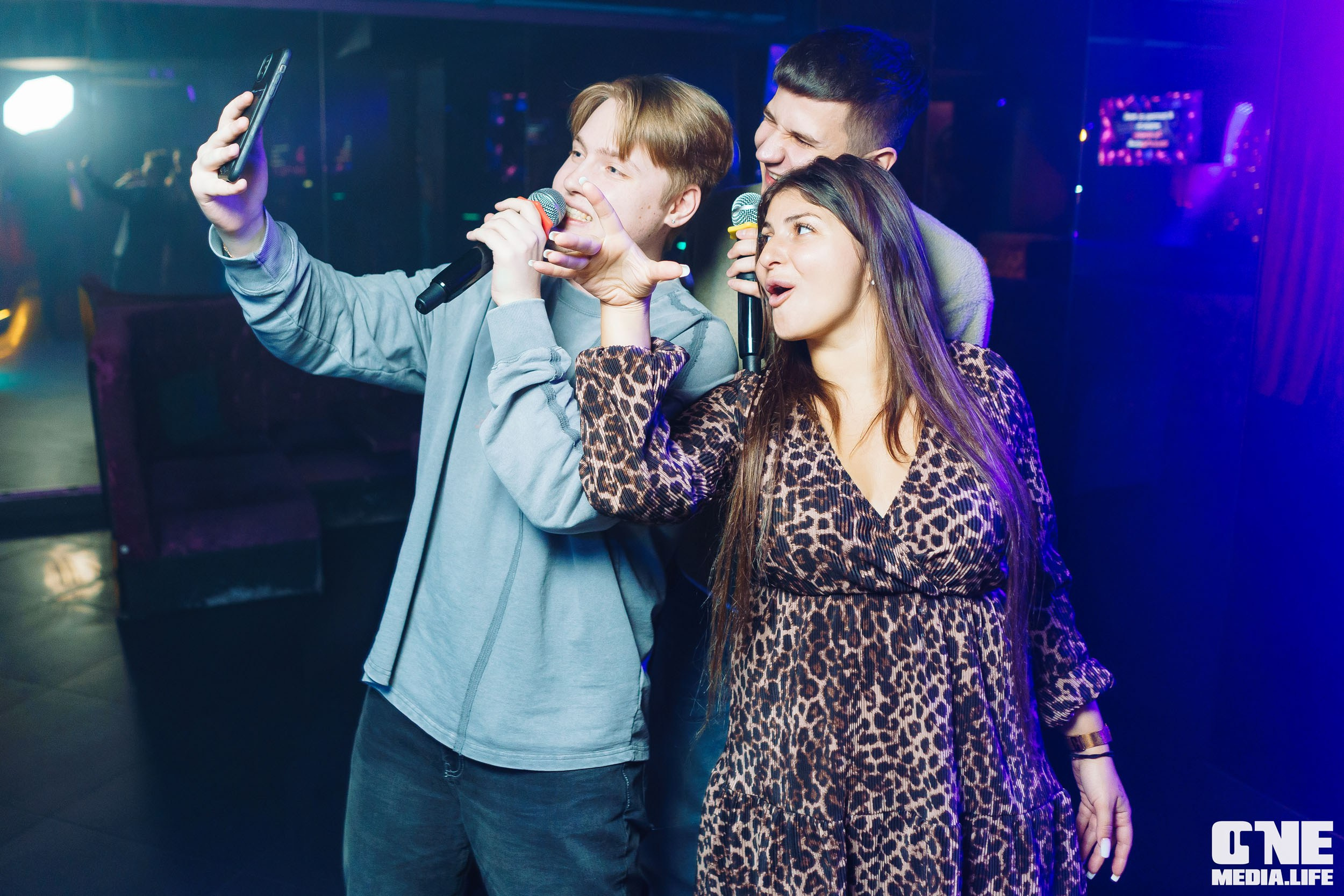 Фоторепортаж из караоке-клуба Эйфория. One Media Life: фоторепортажи, фотоотчеты с мероприятий и заведений