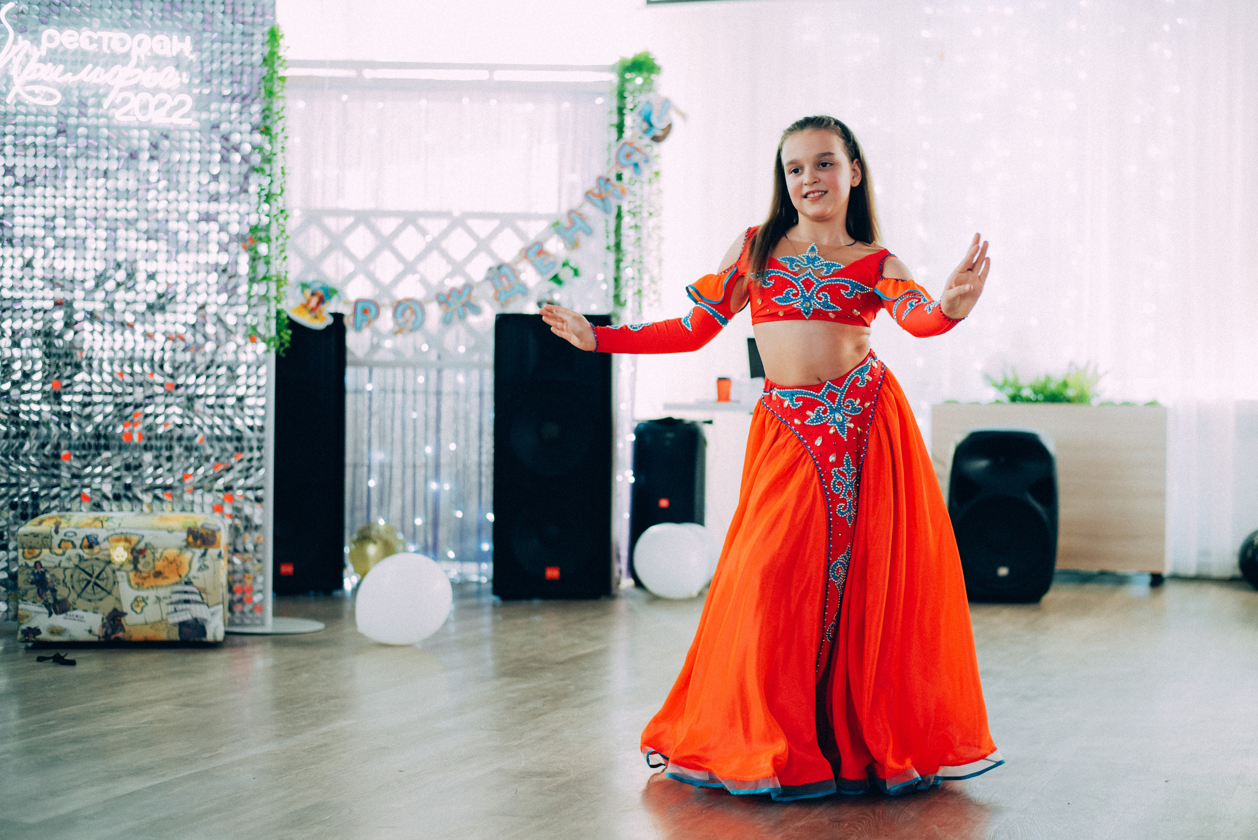 Фотосессия день рождения в ресторане Приморье. Фотограф|КРЫМ| Владимир Комок