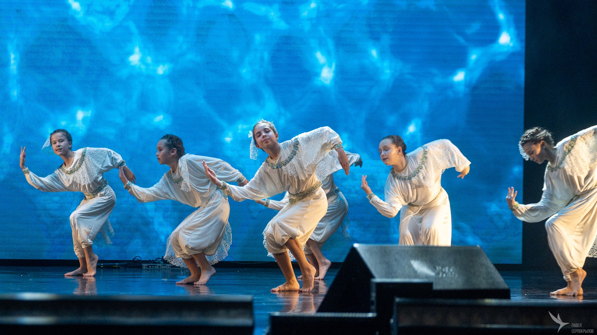 Юбилейный концерт студии эстрадного танца «Изумрудный город». Репортажный фотограф в Казани Павел Серпокрылов