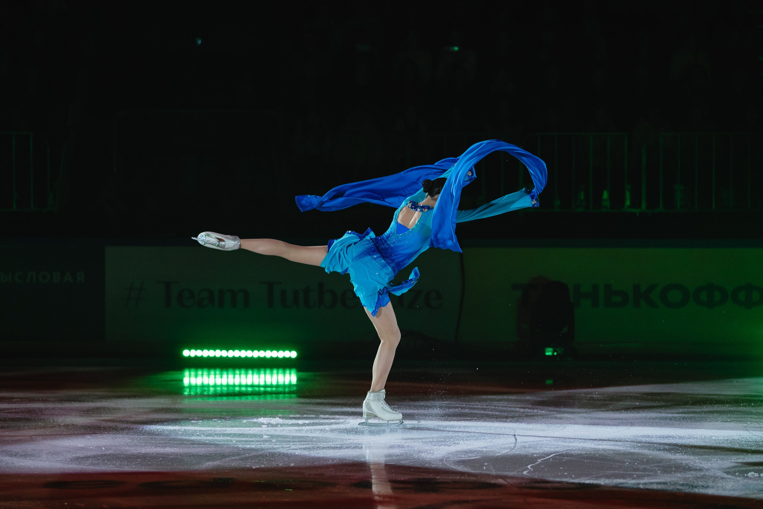 Шоу «Чемпионы на льду» в Новосибирске. Воробьева Ксения — Спортивный и танцевальный фотограф Новосибирск